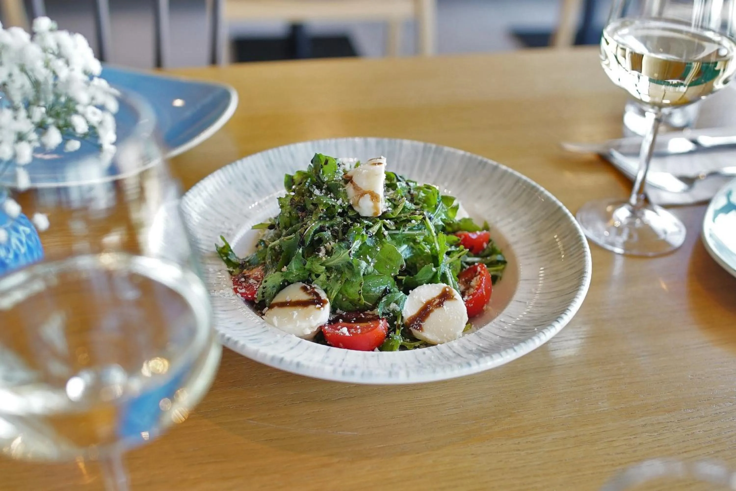 Restaurant/places to eat in Holiday Inn Telavi by IHG