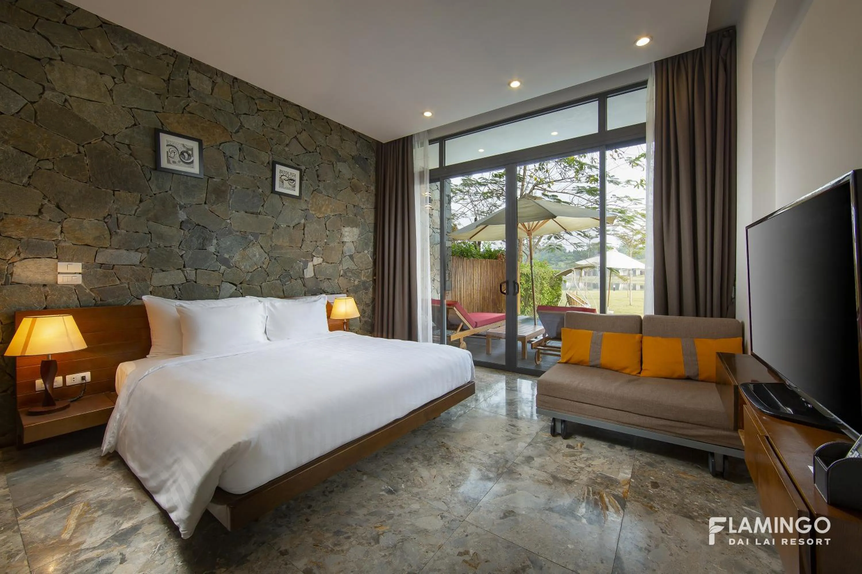 Bed in Flamingo Dai Lai Resort