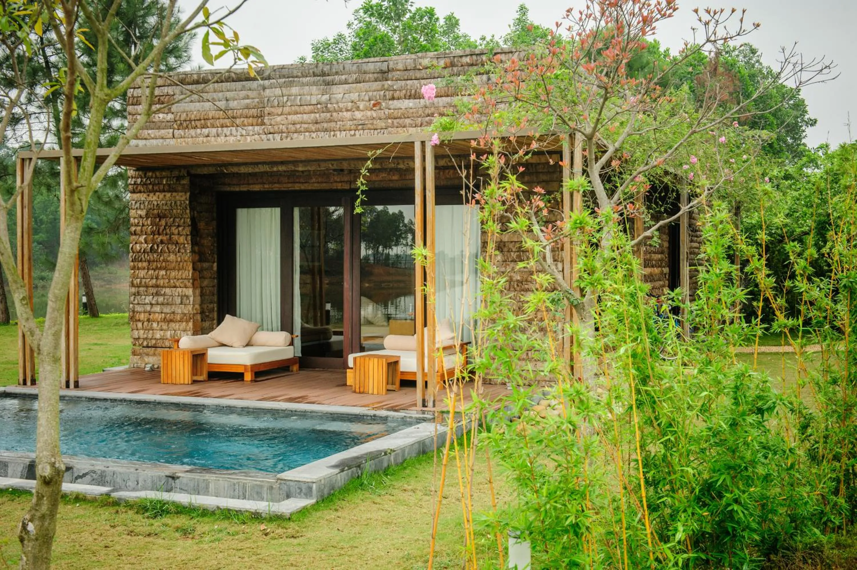 Property building, Swimming Pool in Flamingo Dai Lai Resort