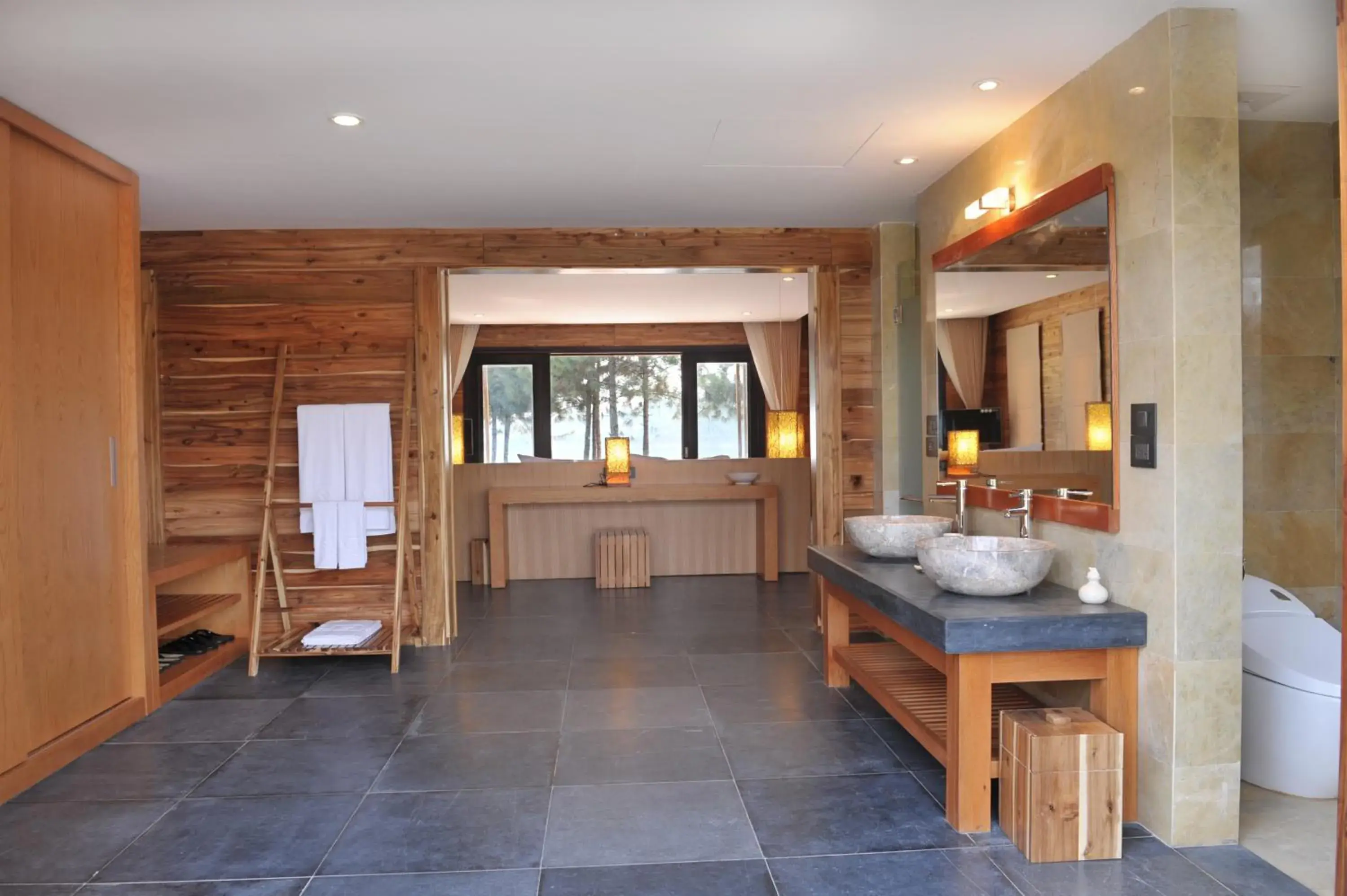 Bathroom in Flamingo Dai Lai Resort Bathroom in Flamingo Dai Lai Resort