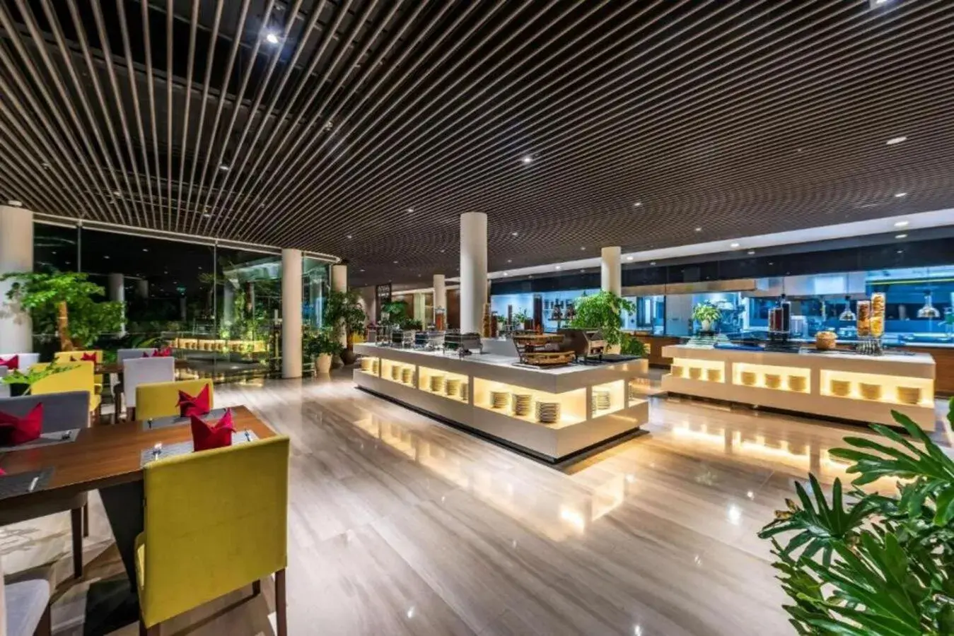 Restaurant/places to eat in Flamingo Dai Lai Resort Restaurant/places to eat in Flamingo Dai Lai Resort