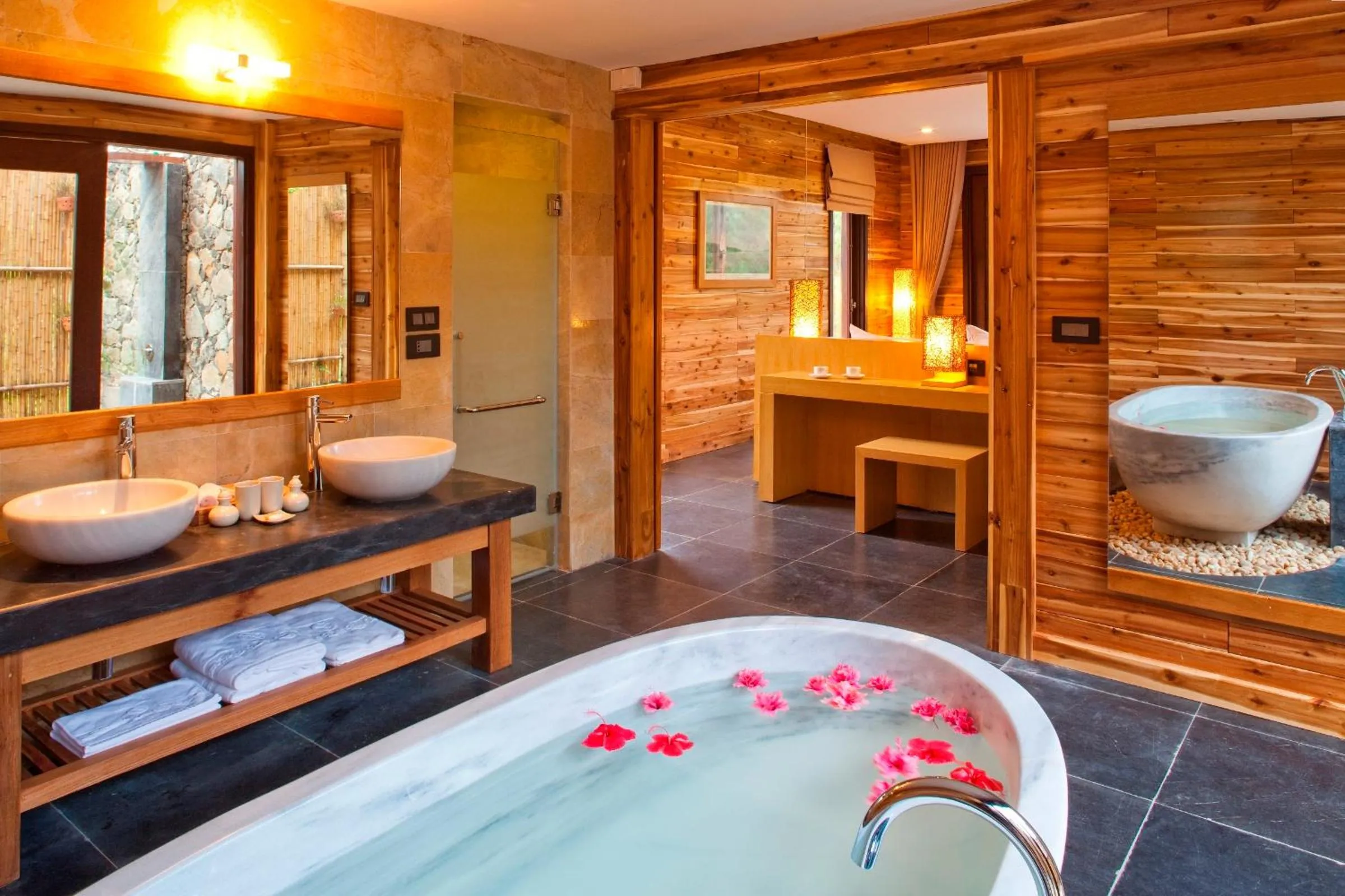 Bathroom in Flamingo Dai Lai Resort