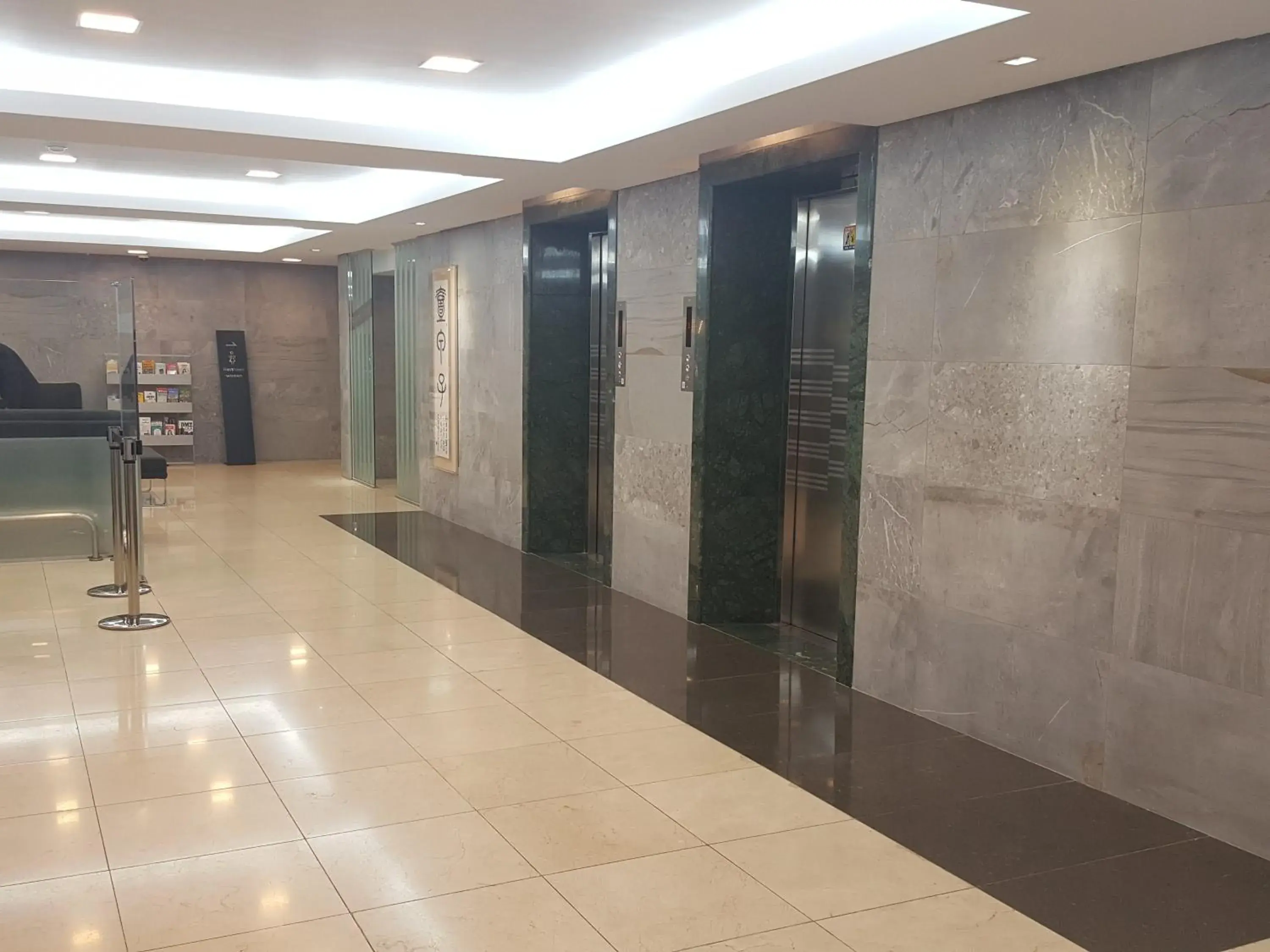 Lobby or reception in Savoy Hotel Myeongdong Lobby or reception in Savoy Hotel Myeongdong