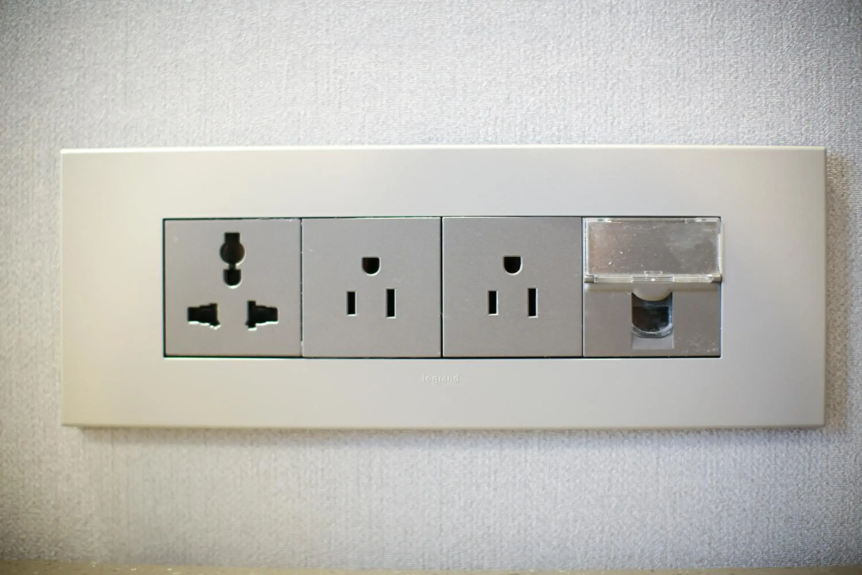 Economy Double Room in Savoy Hotel Myeongdong Economy Double Room in Savoy Hotel Myeongdong