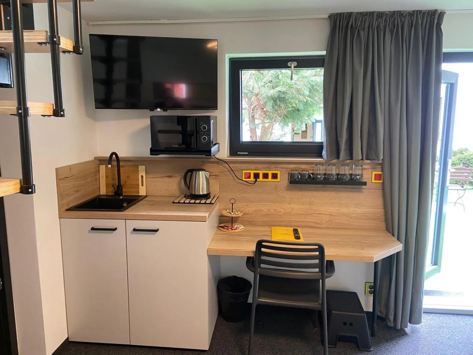 Hotel a Museum of Bricks