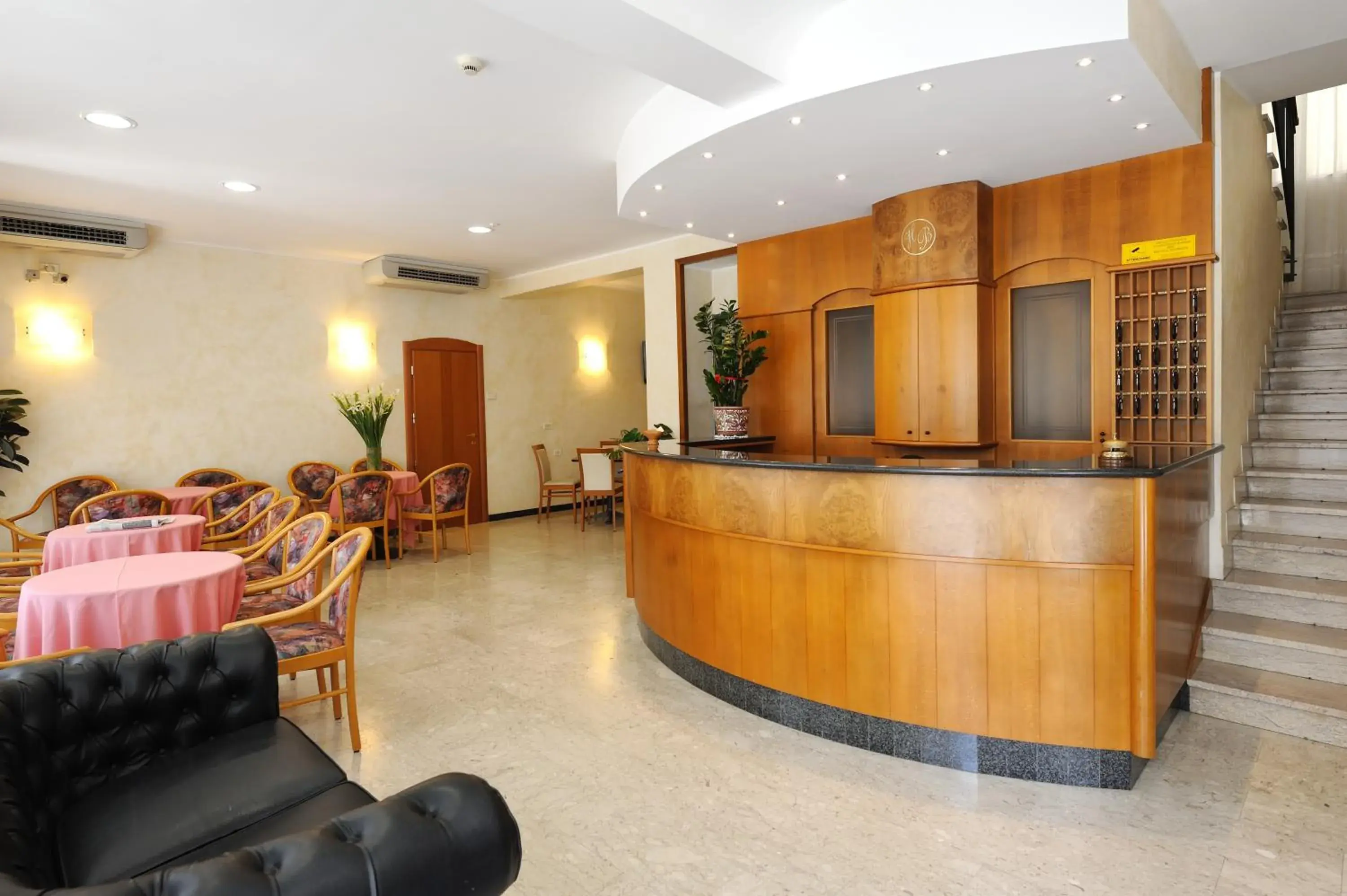 Lobby or reception in Hotel Bridge