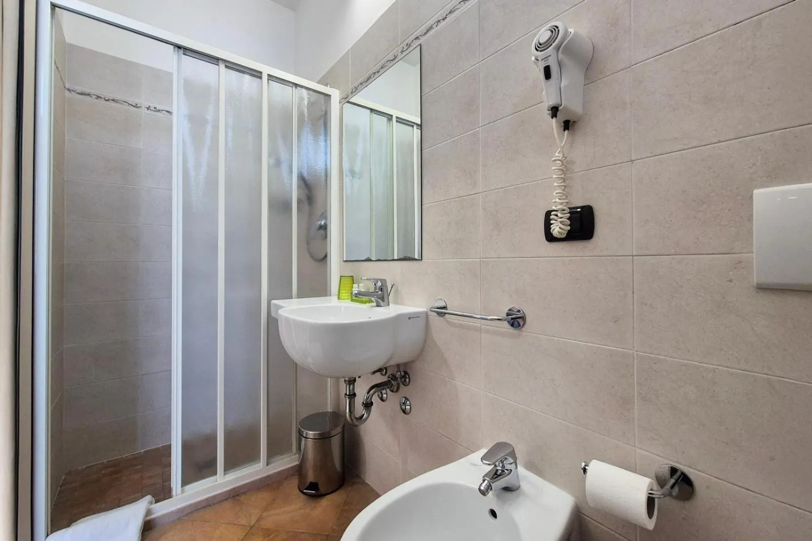 Bathroom in Hotel Bridge