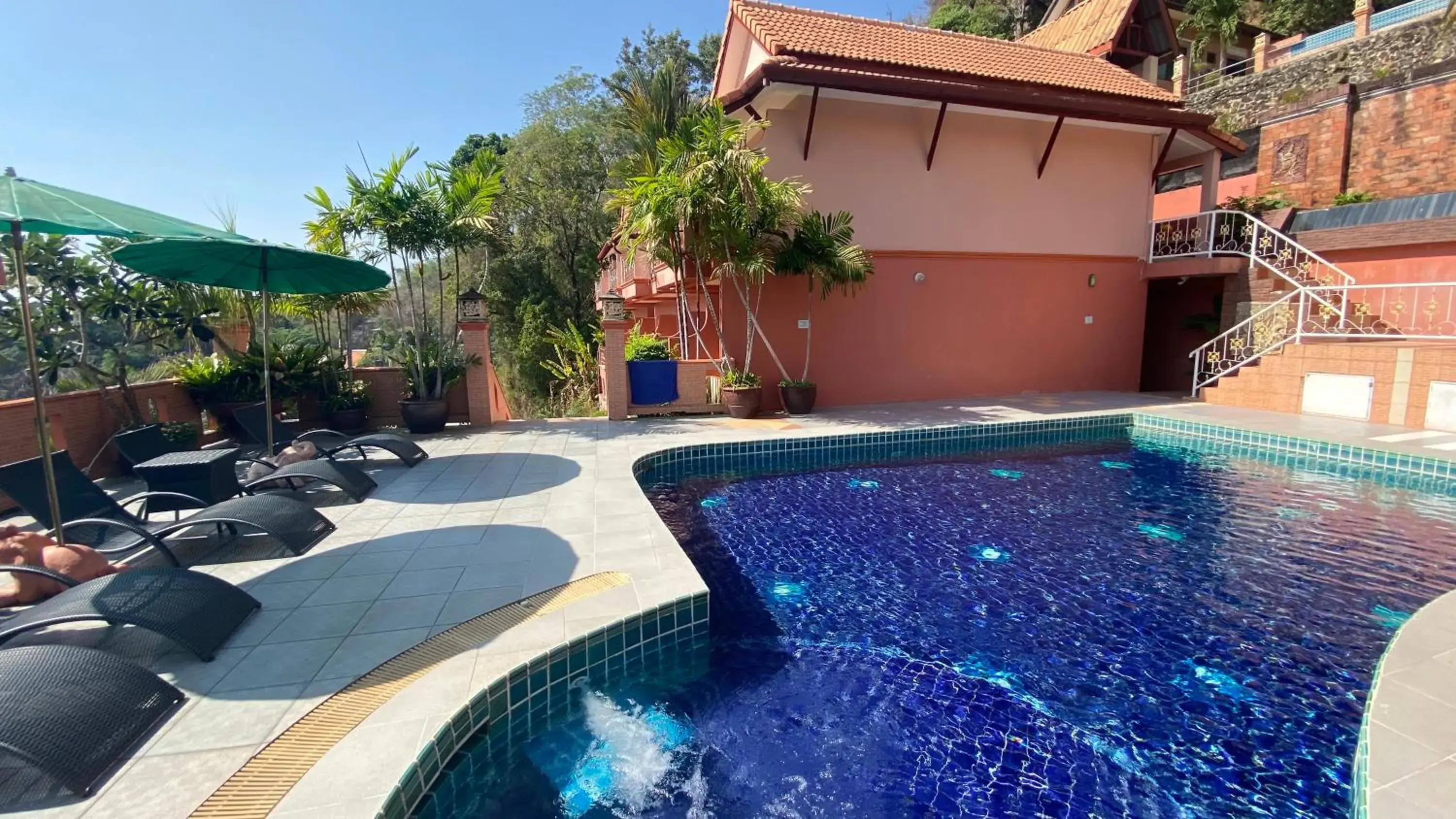 Swimming pool in Baan Kongdee Sunset Resort Kata Swimming pool in Baan Kongdee Sunset Resort Kata