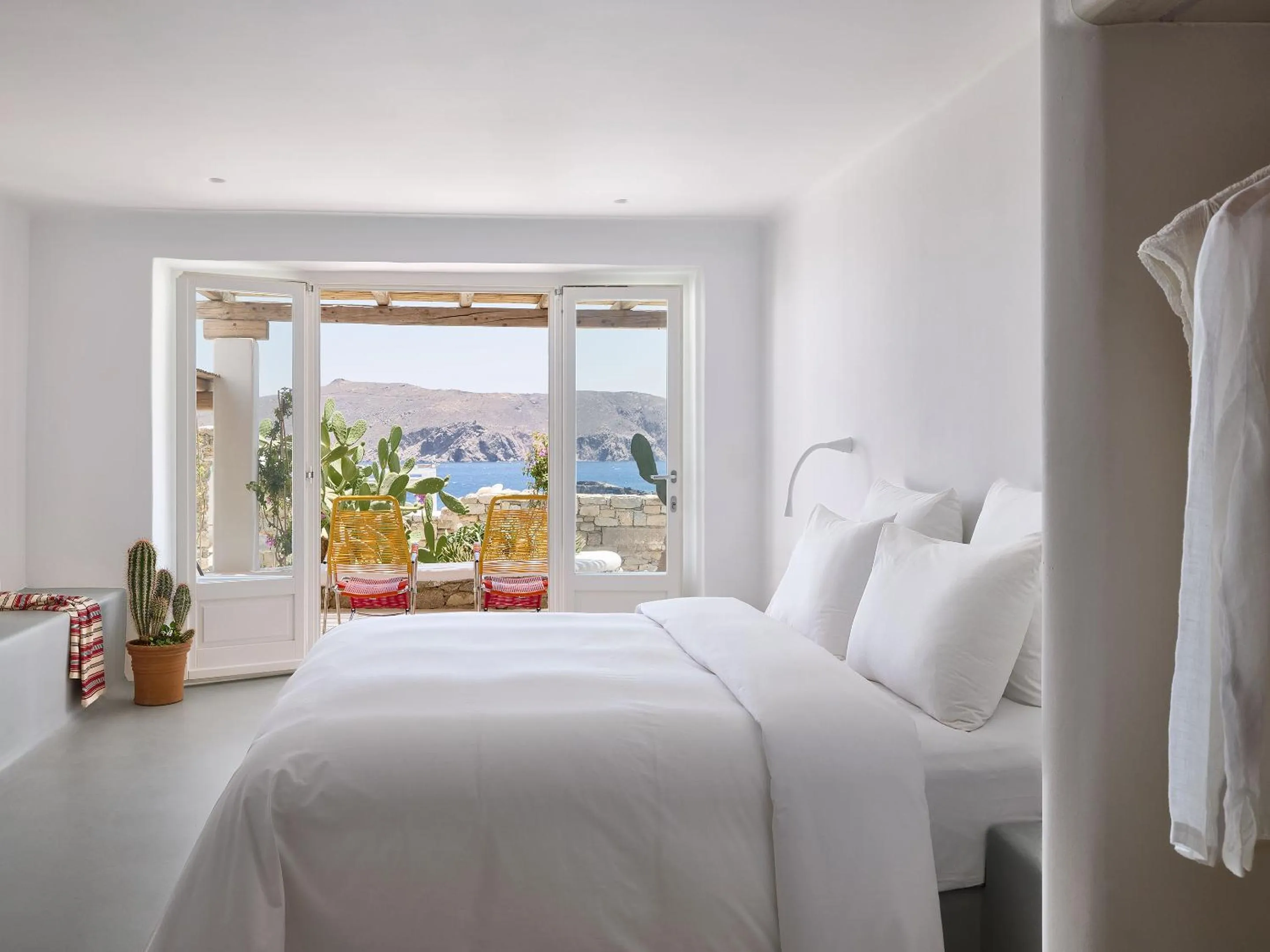 Bed in Mykonos Lolita, A Grecotel Resort to Live