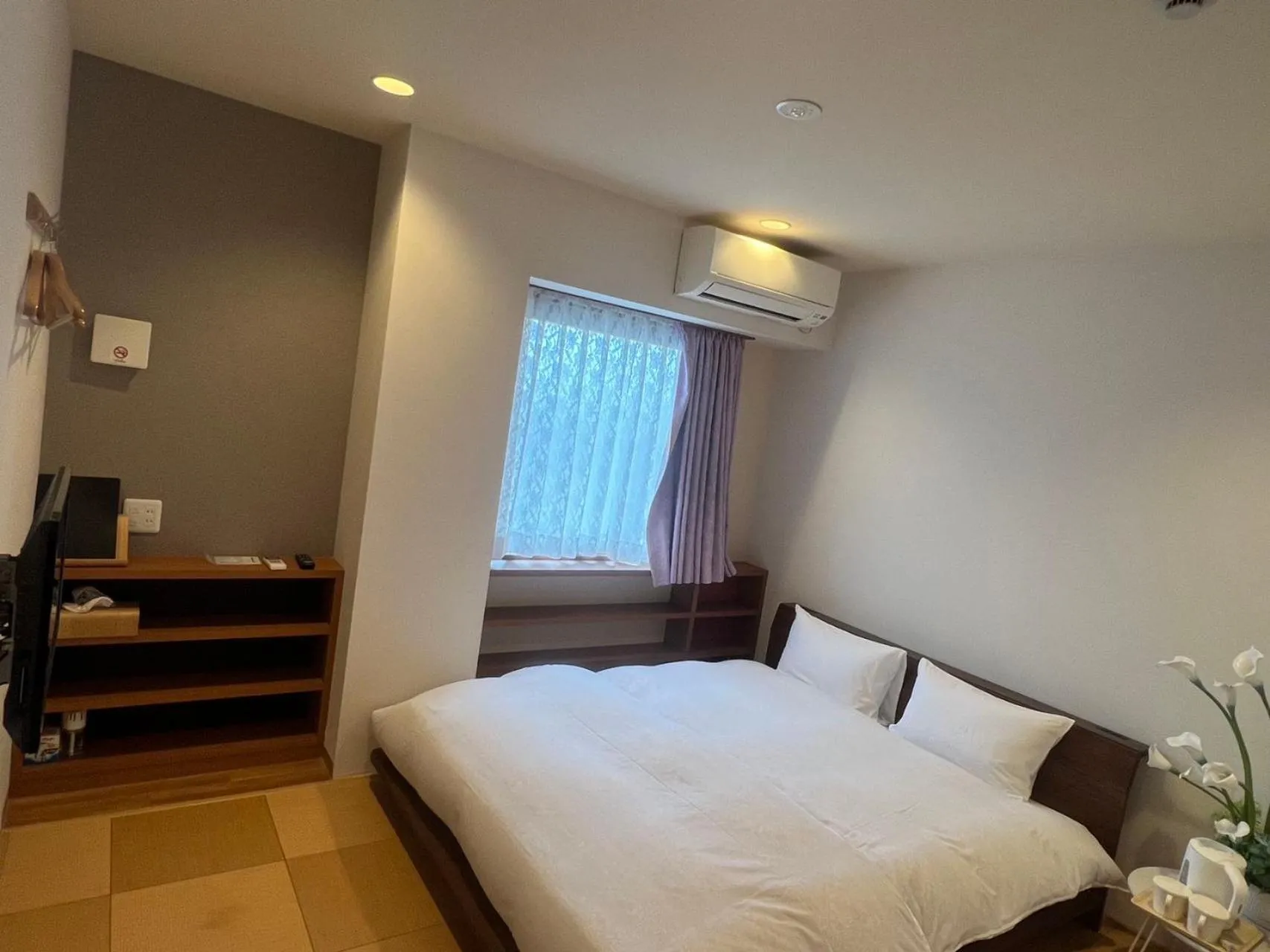 Bed in Kansai Seaside Hotel