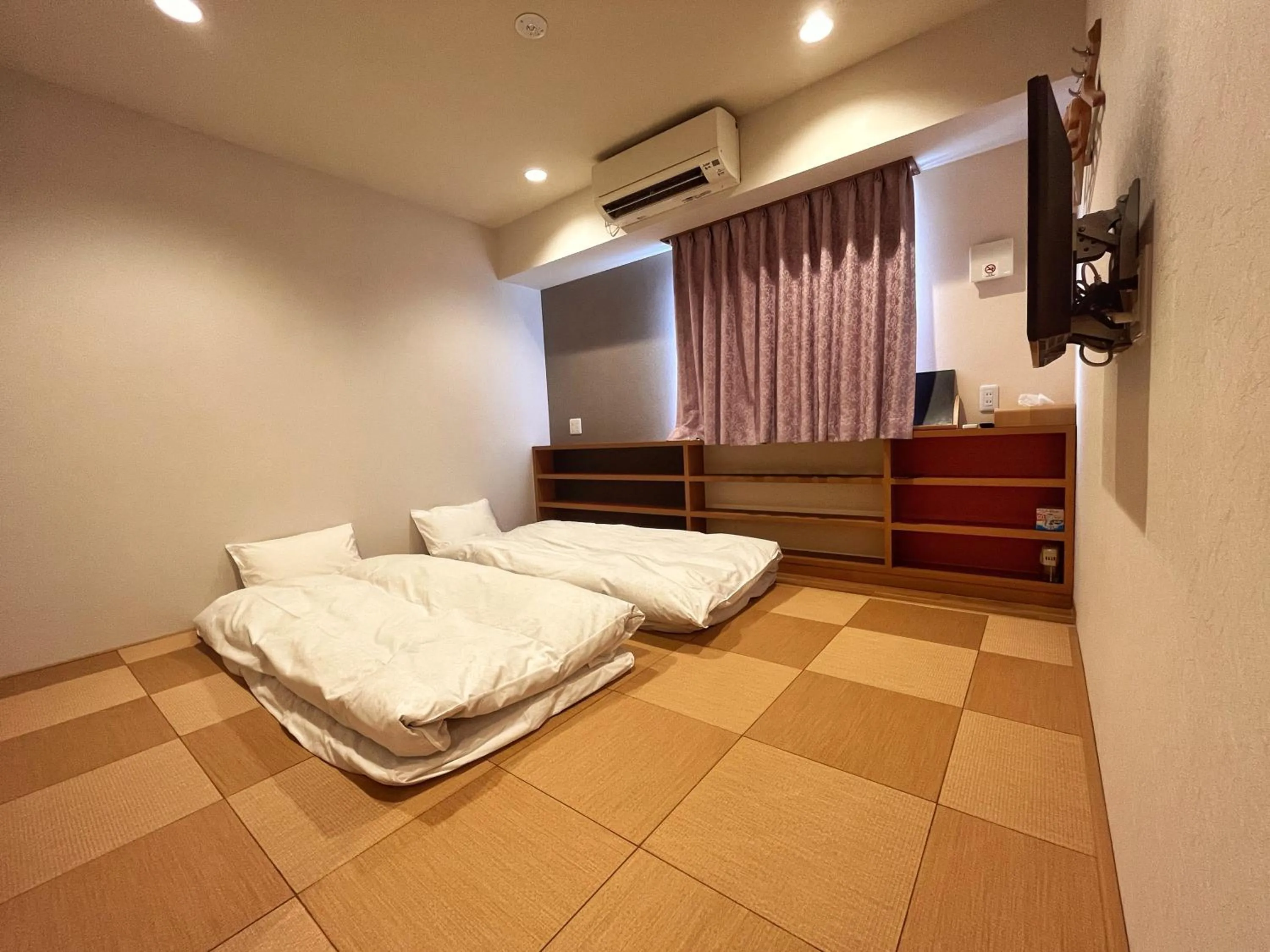 Kansai Seaside Hotel