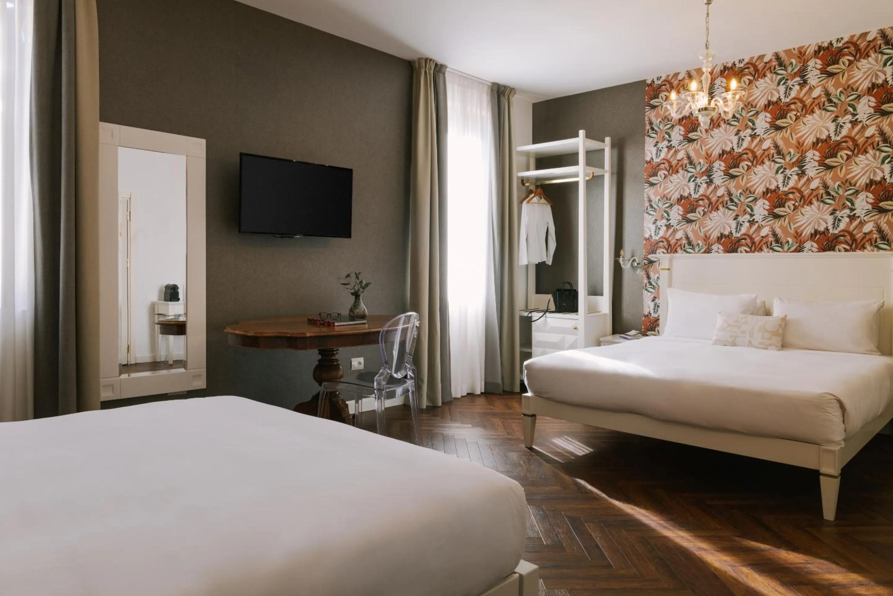 Bedroom, Bed in iH Hotels Venezia Salute Palace