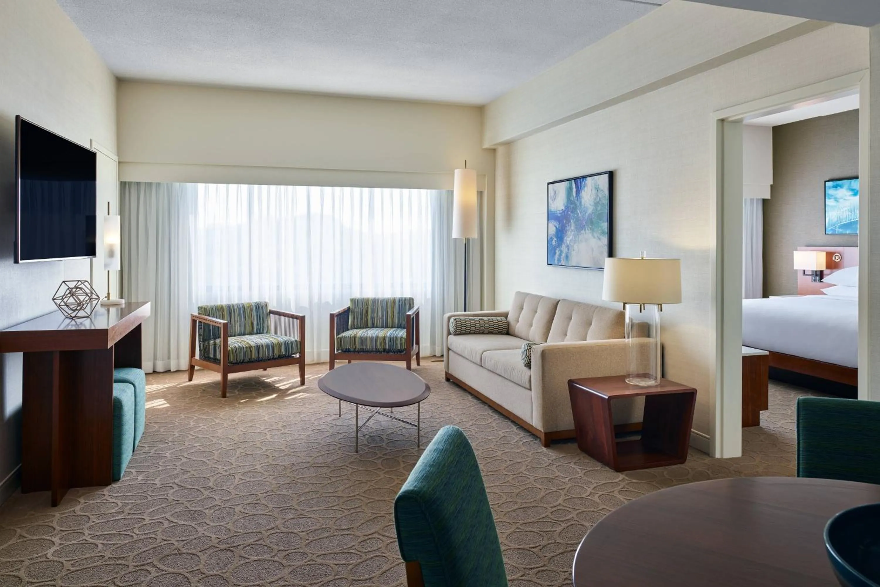 Photo of the whole room, Bed in Delta Hotels by Marriott Ashland Downtown