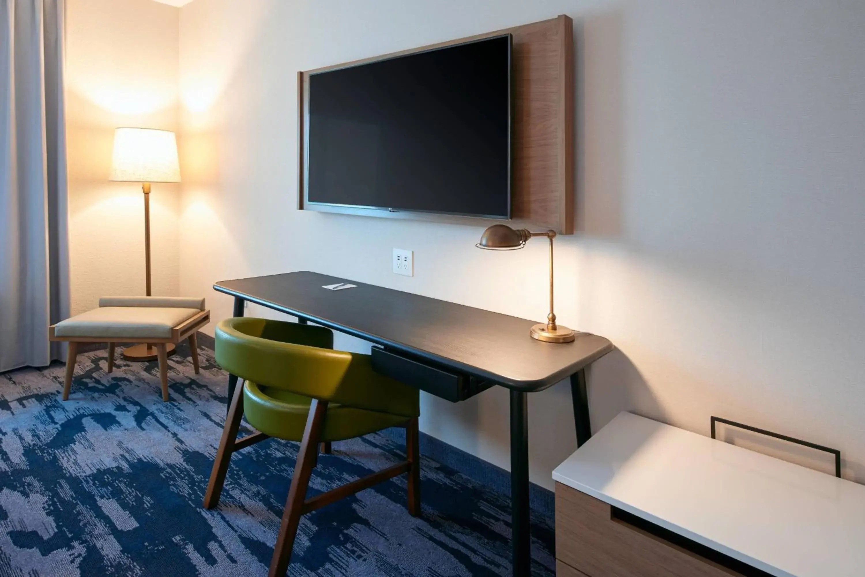 King Room - Hearing Accessible in Fairfield Inn & Suites by Marriott Midland King Room - Hearing Accessible in Fairfield Inn & Suites by Marriott Midland