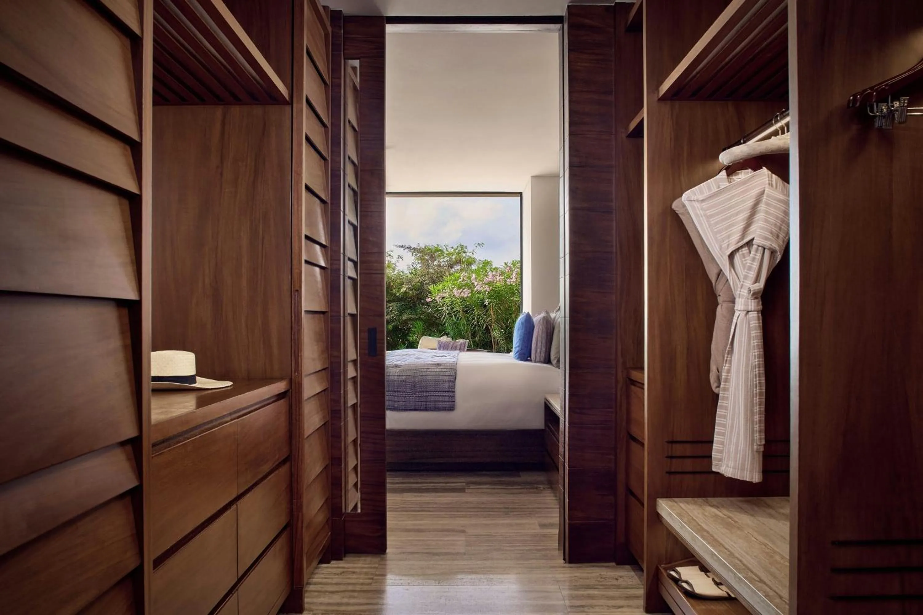 Photo of the whole room, Bed in Zadun Los Cabos, a Ritz-Carlton Reserve