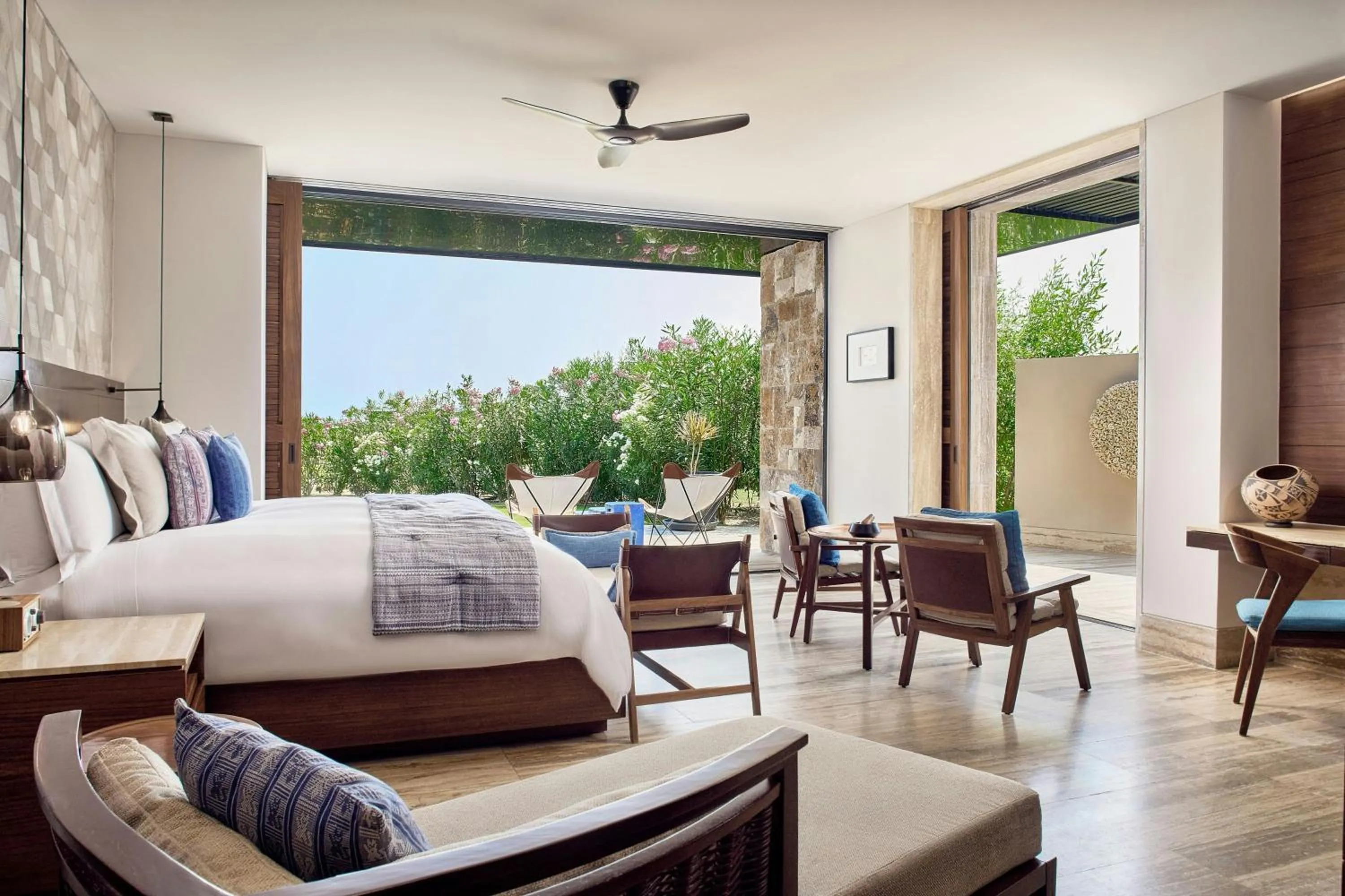 Photo of the whole room, Bed in Zadun Los Cabos, a Ritz-Carlton Reserve