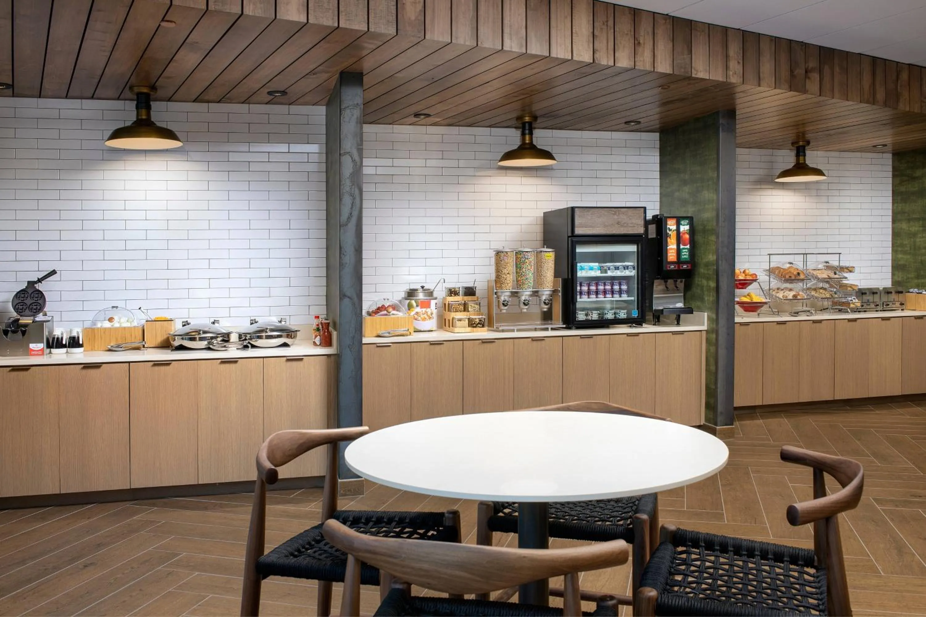 Breakfast in Fairfield Inn & Suites by Marriott Knoxville Lenoir City/I-75