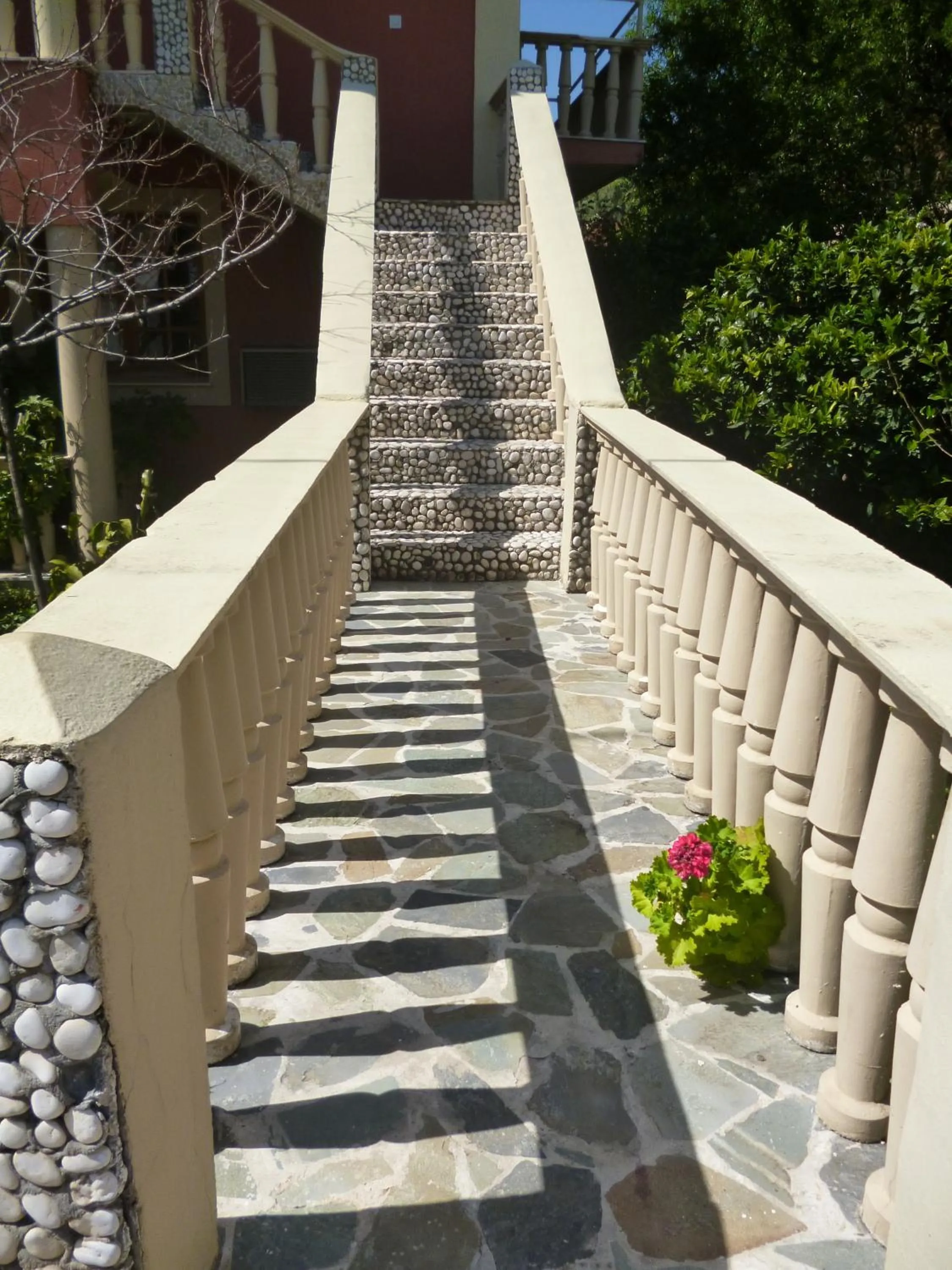 Facade/entrance in Marinos Studios at Lourdata village