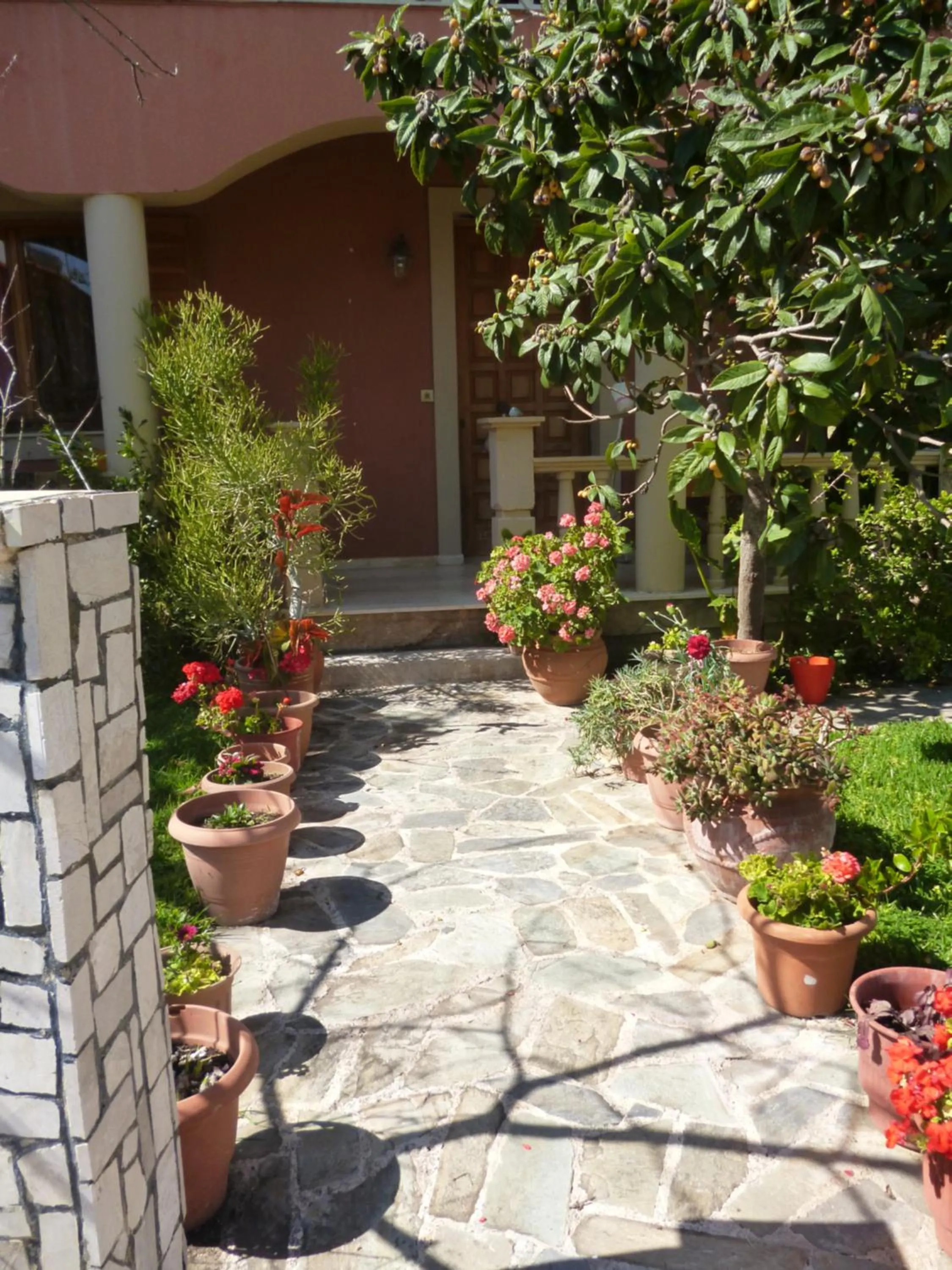 Decorative detail in Marinos Studios at Lourdata village