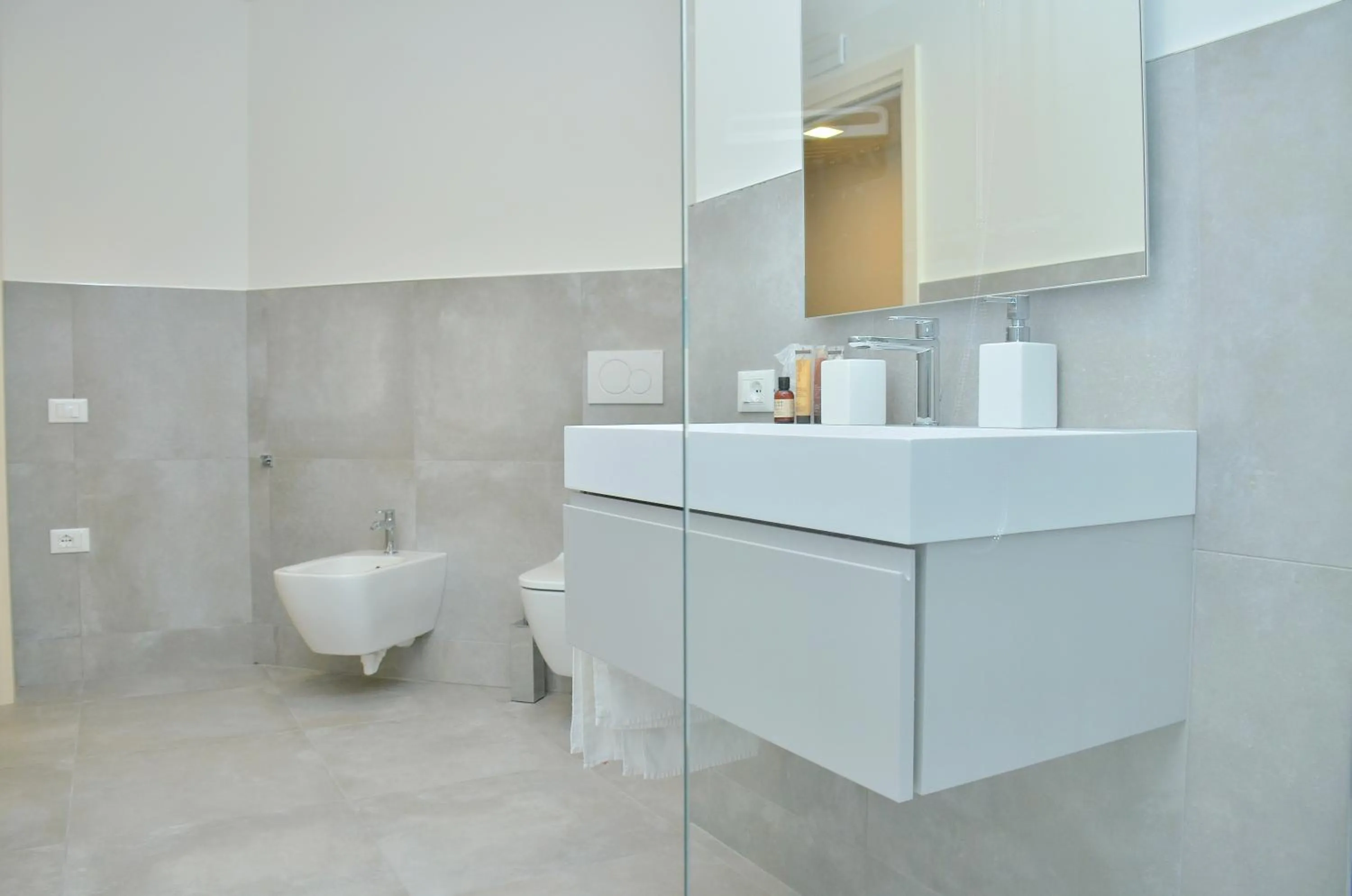 Shower in Ashanti Aparthotel Wellness&Spa