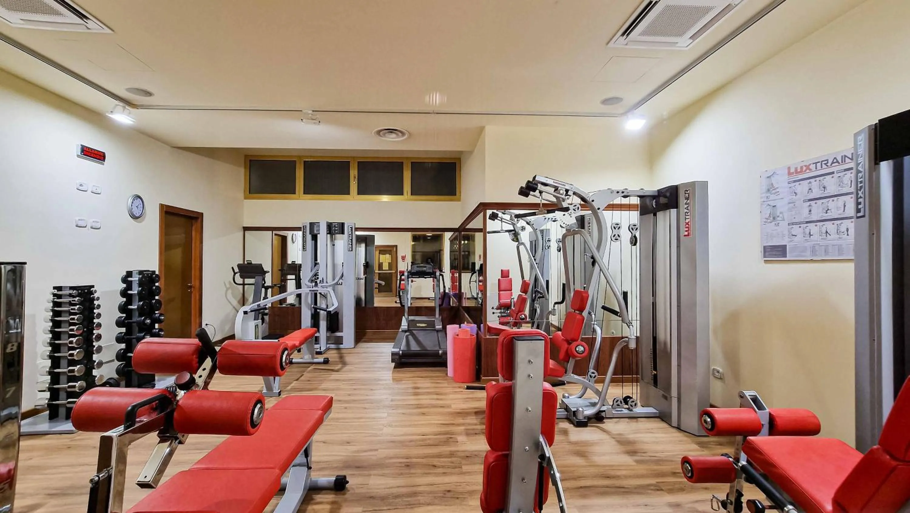 Fitness centre/facilities in Ashanti Aparthotel Wellness&Spa