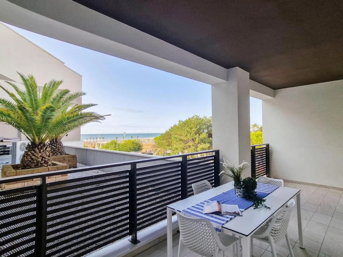 Balcony/Terrace in Ashanti Aparthotel Wellness&Spa
