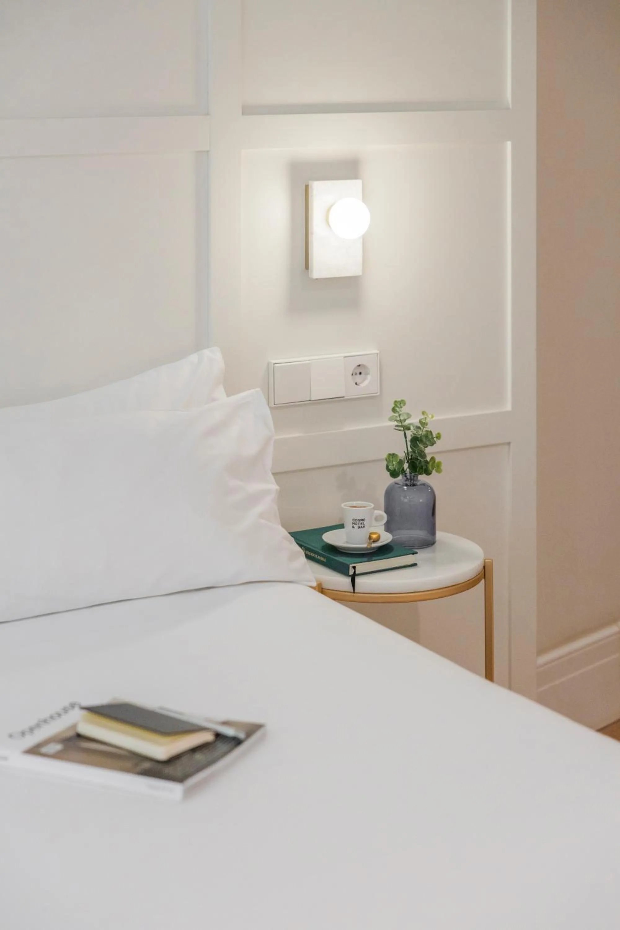 Bed in Room Mate Cosmo - City Centre, Valencia