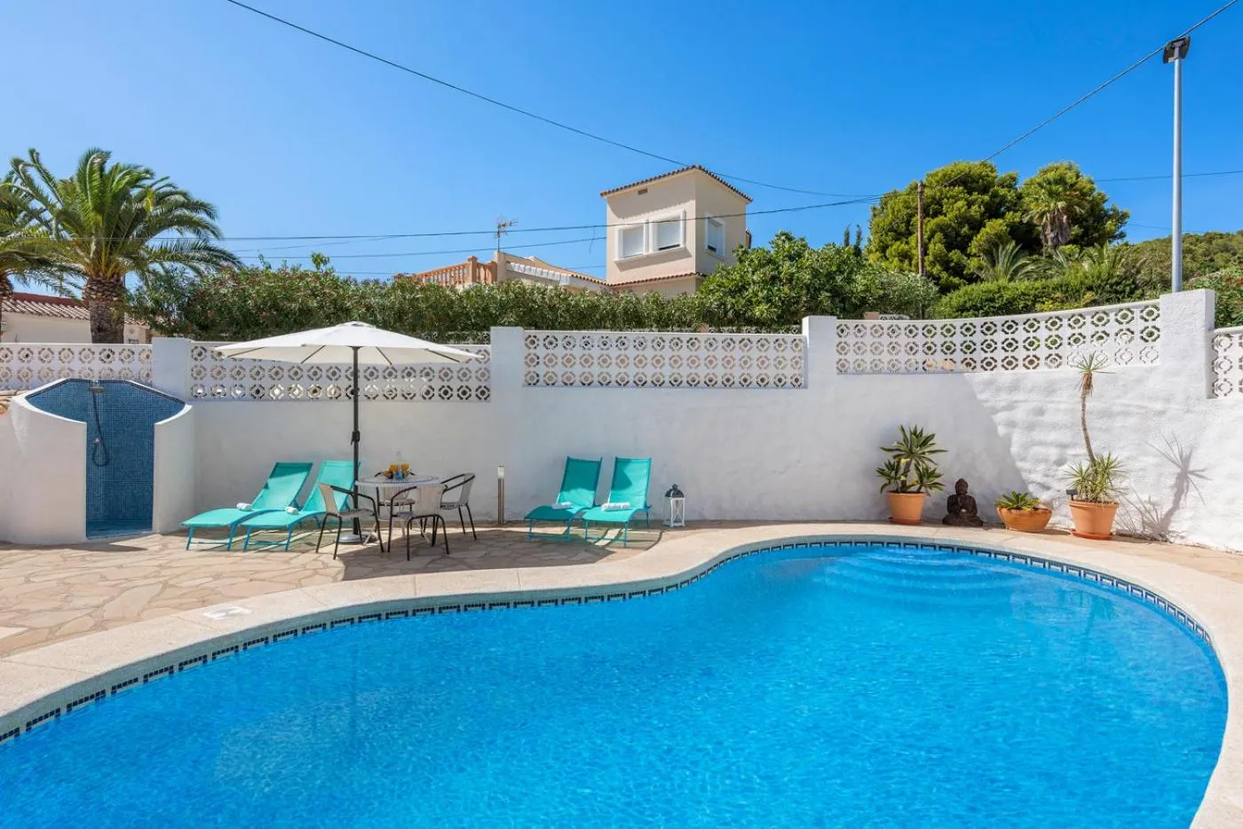 Swimming pool in Villa Maeva - PlusHolidays
