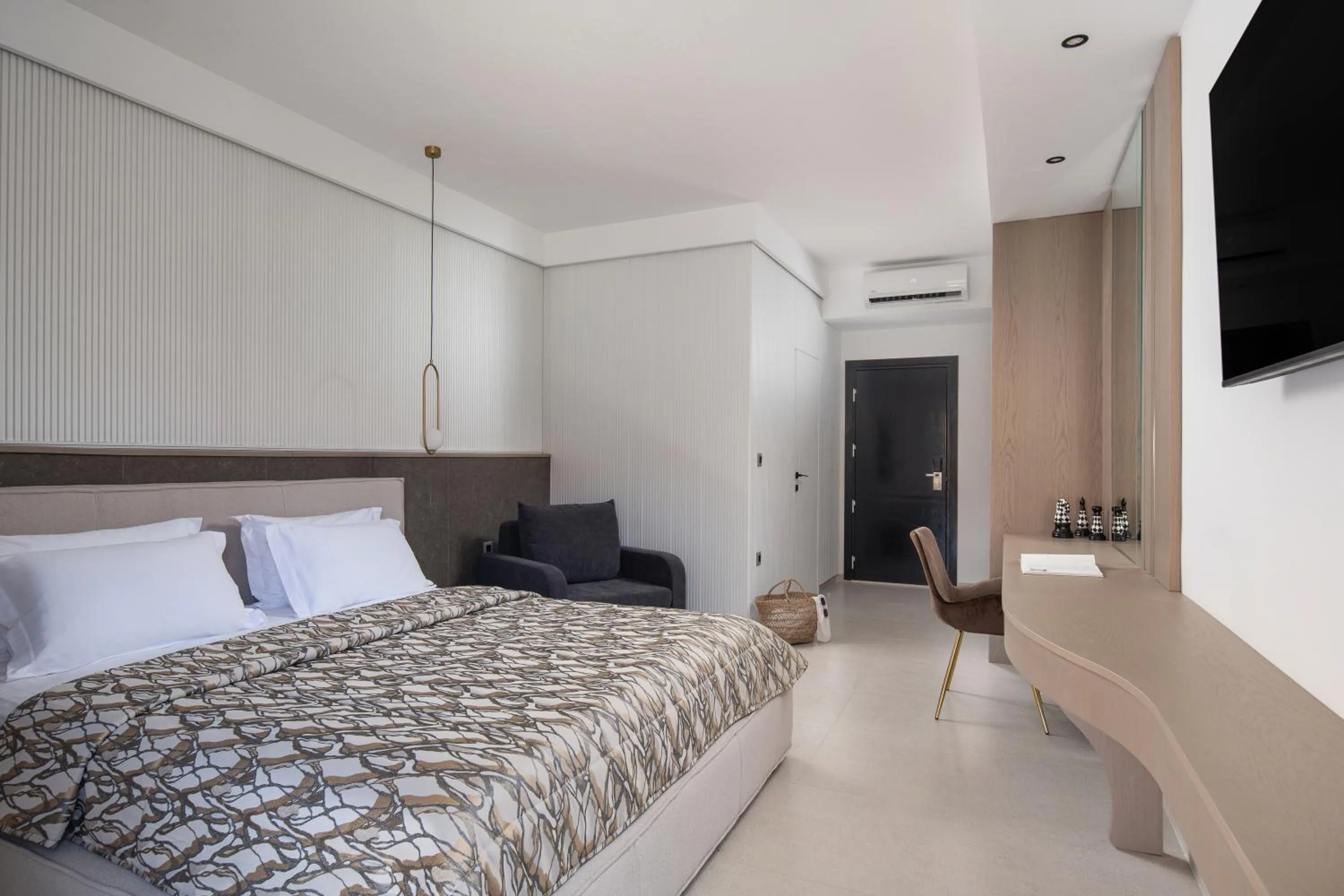 Bedroom, Bed in Core Hotel