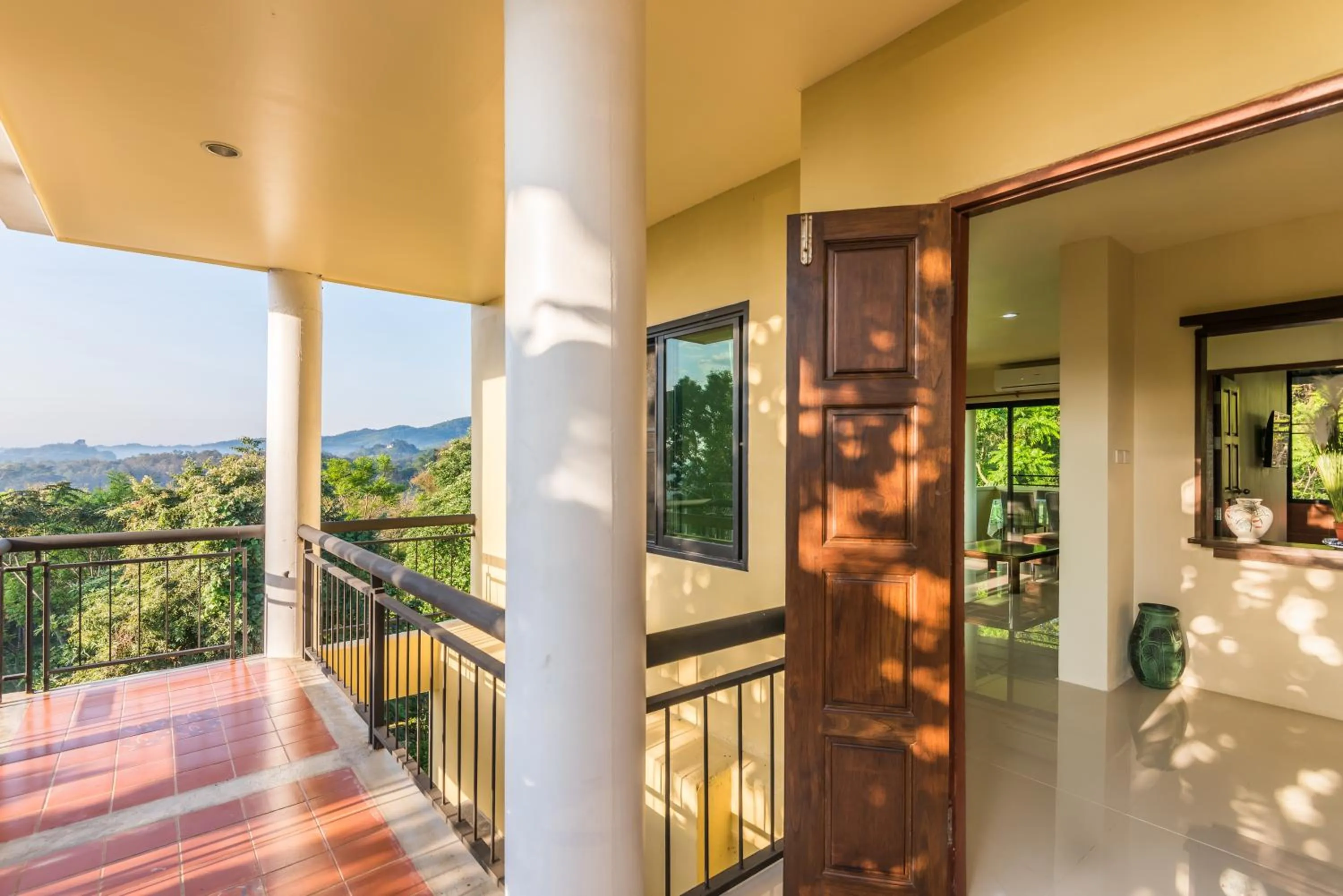 Property building in ChiangRai Lake Hill