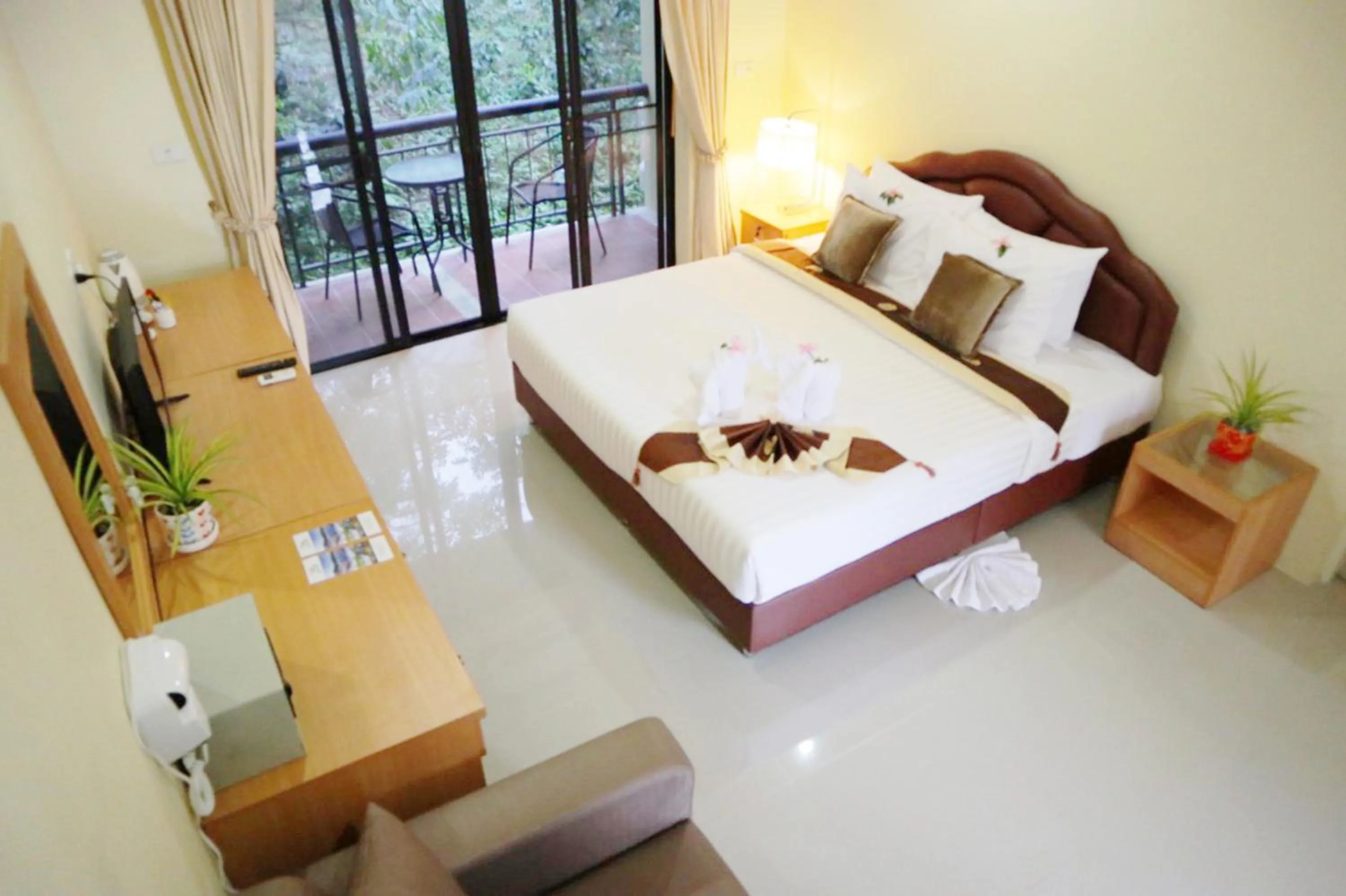 Bed in ChiangRai Lake Hill