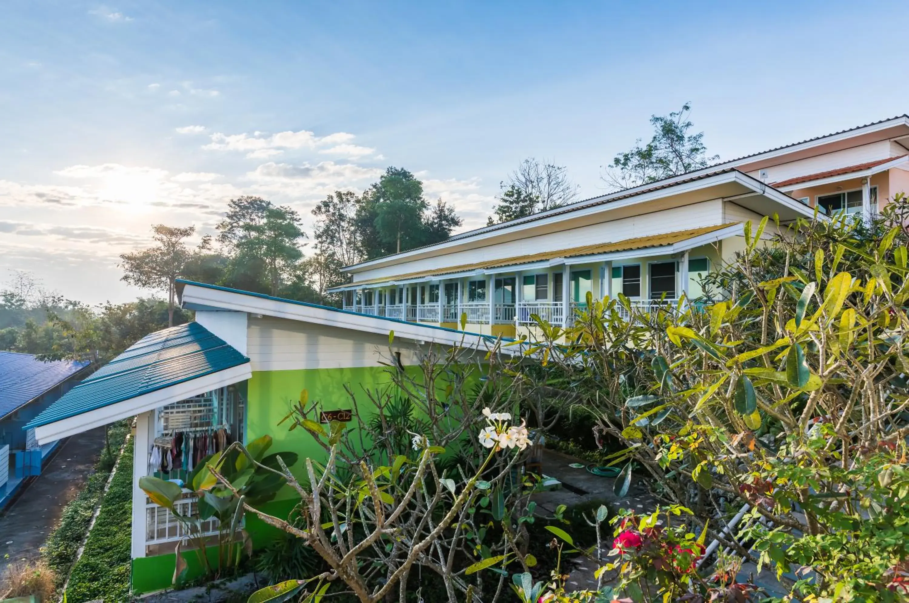 Property building in ChiangRai Lake Hill Property building in ChiangRai Lake Hill