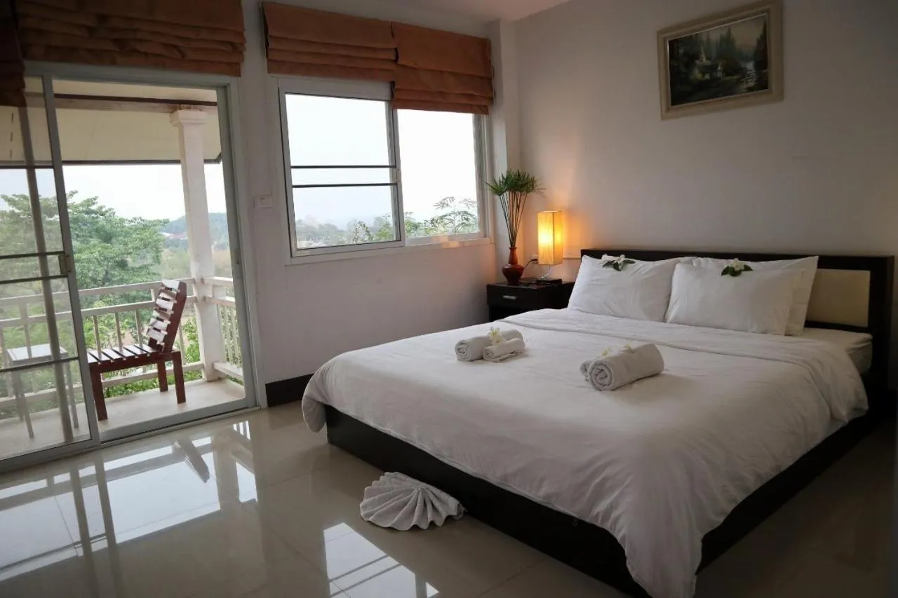 Bed in ChiangRai Lake Hill