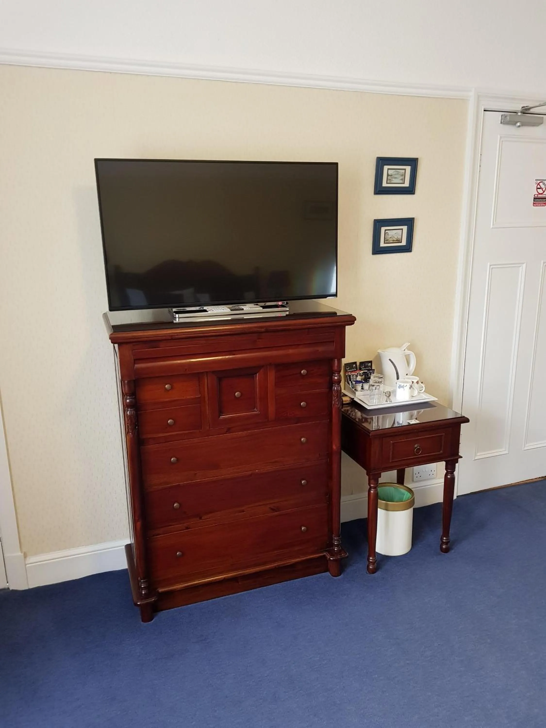 Bedroom in Hamilton House