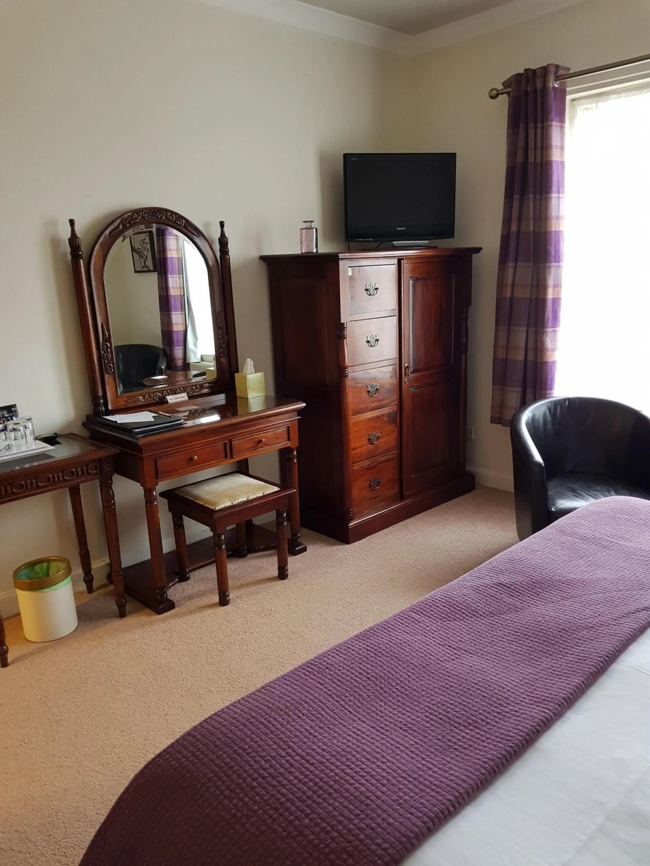 Bedroom, Bed in Hamilton House