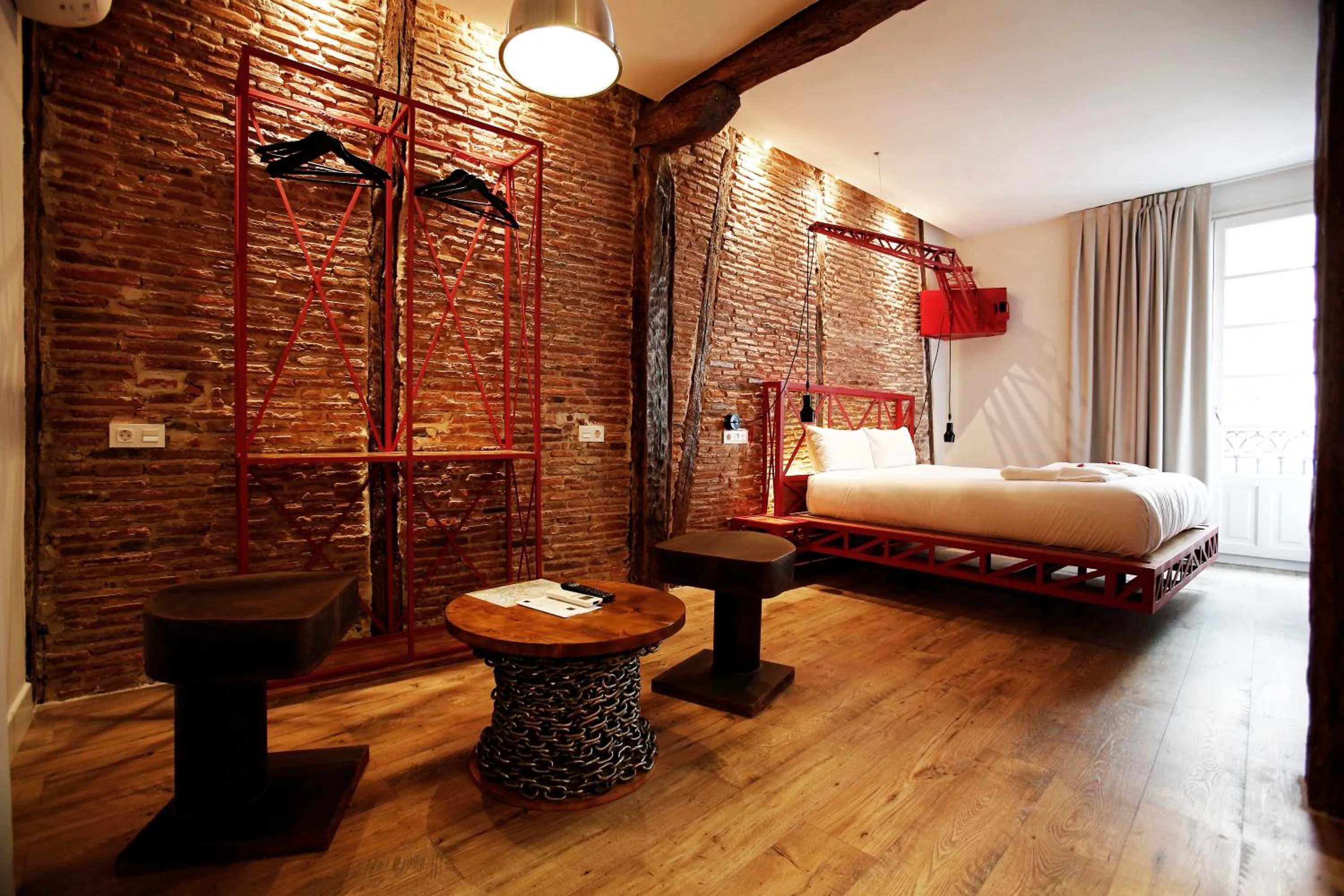 Photo of the whole room, Bed in Pensión Basque Boutique