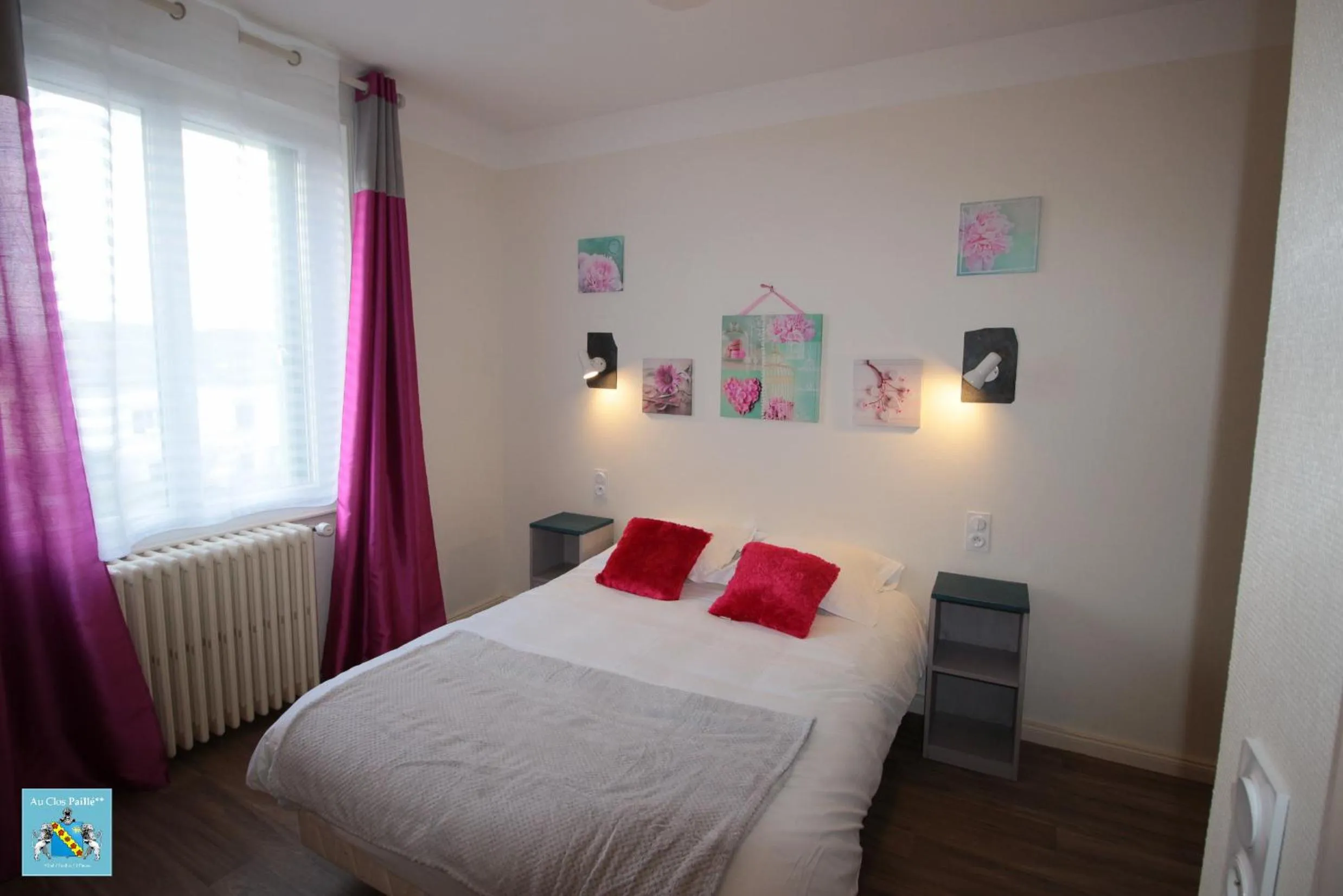 Bedroom in Hôtel Au Clos Paillé La Roche Posay