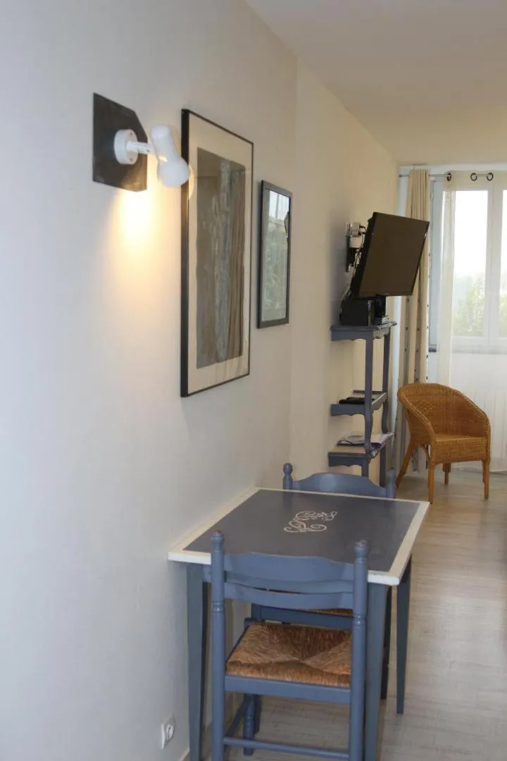 Dining area in Hôtel Au Clos Paillé La Roche Posay