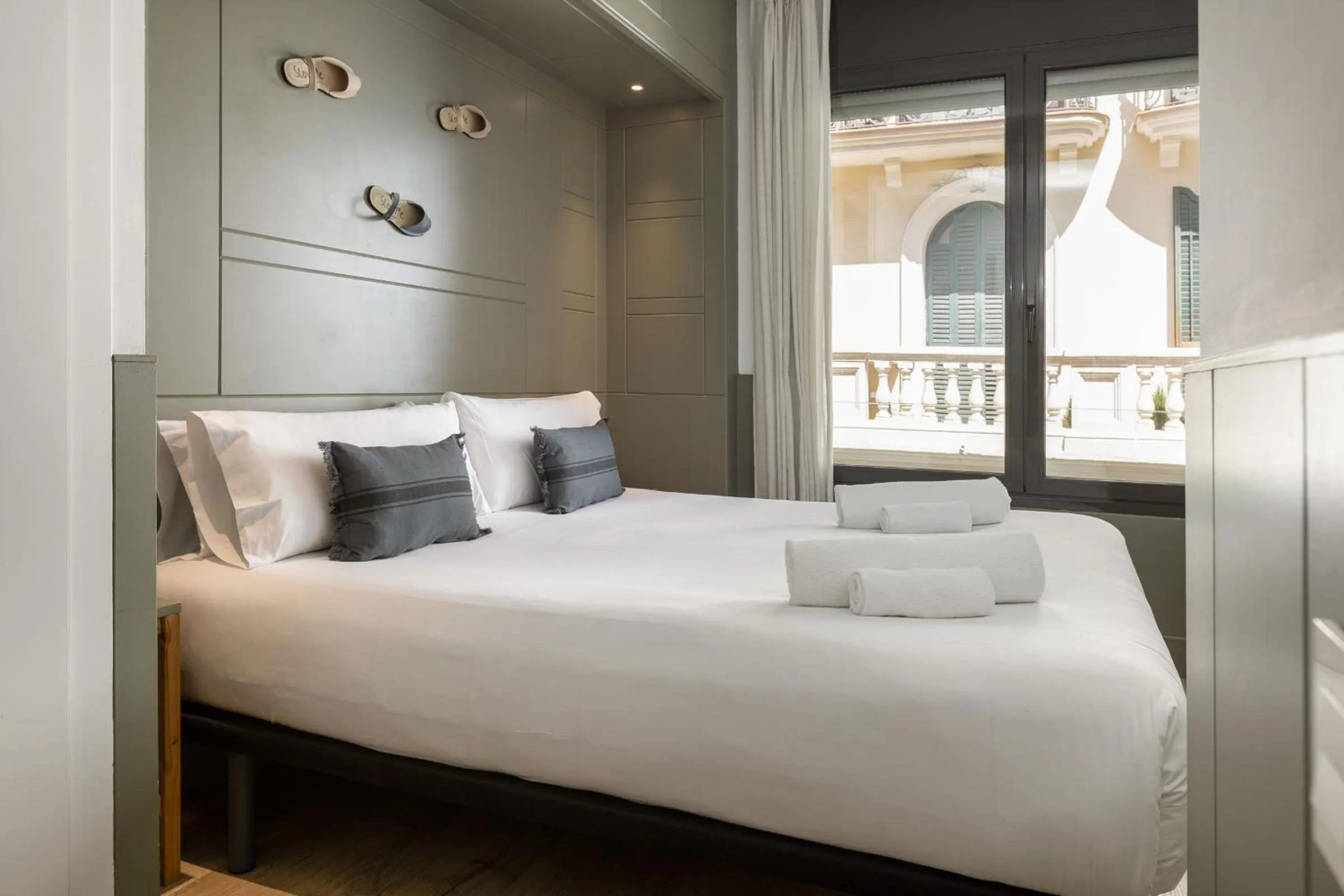 Bed in Enjoybcn Patio de Gala