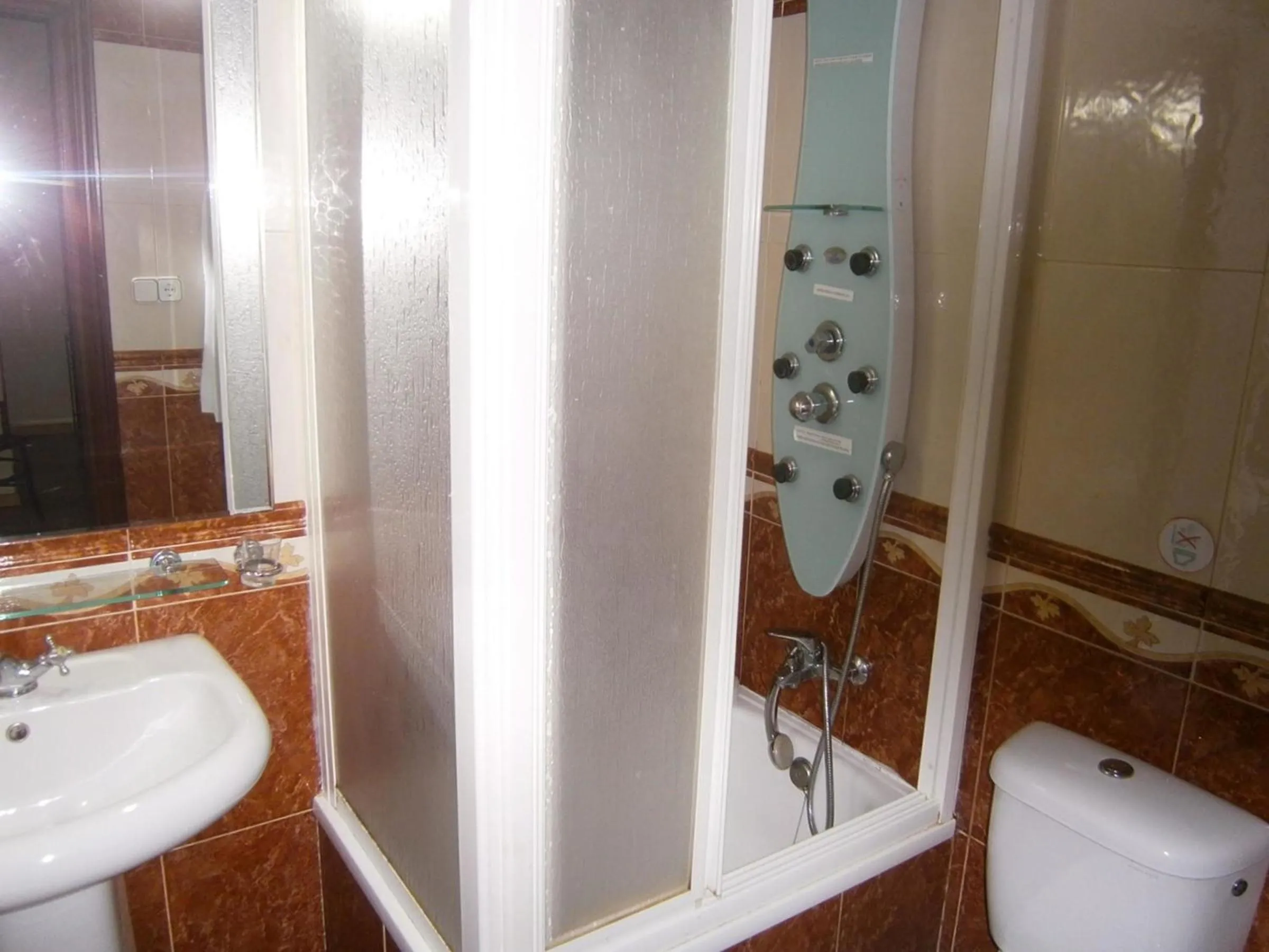 Bathroom in Hotel Gines