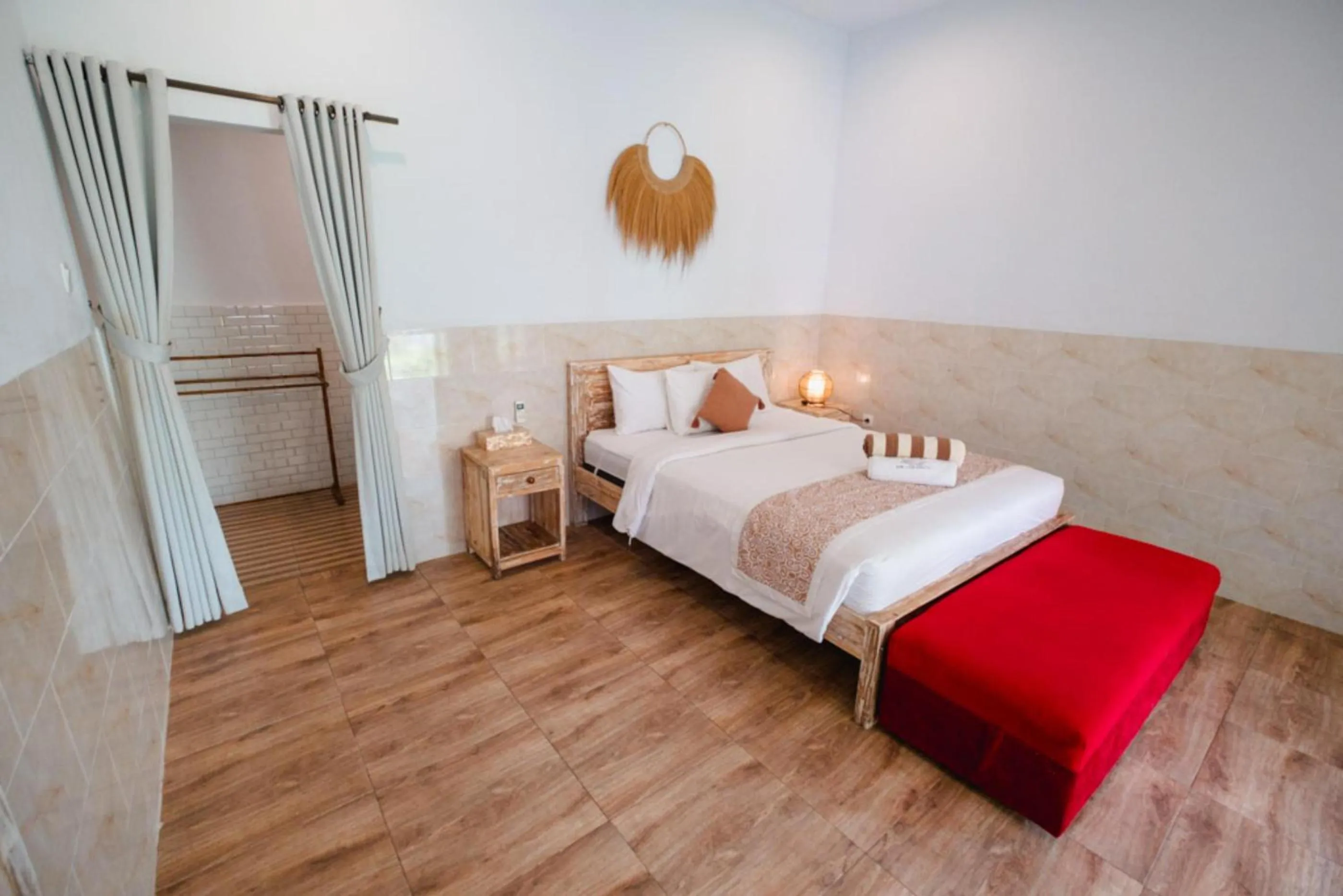 Bed in Agung Wiwin Homestay & Restaurant