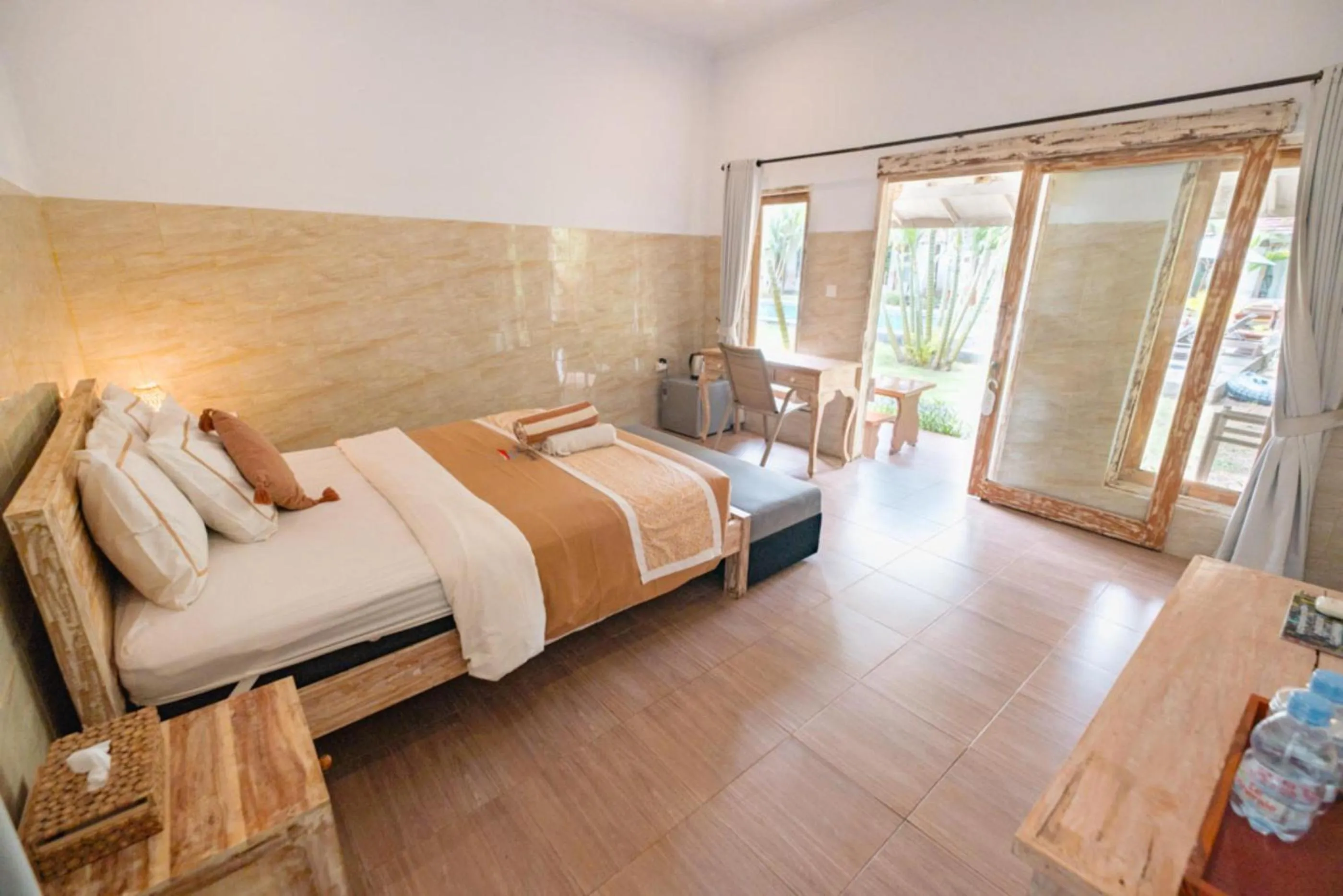 Bed in Agung Wiwin Homestay & Restaurant