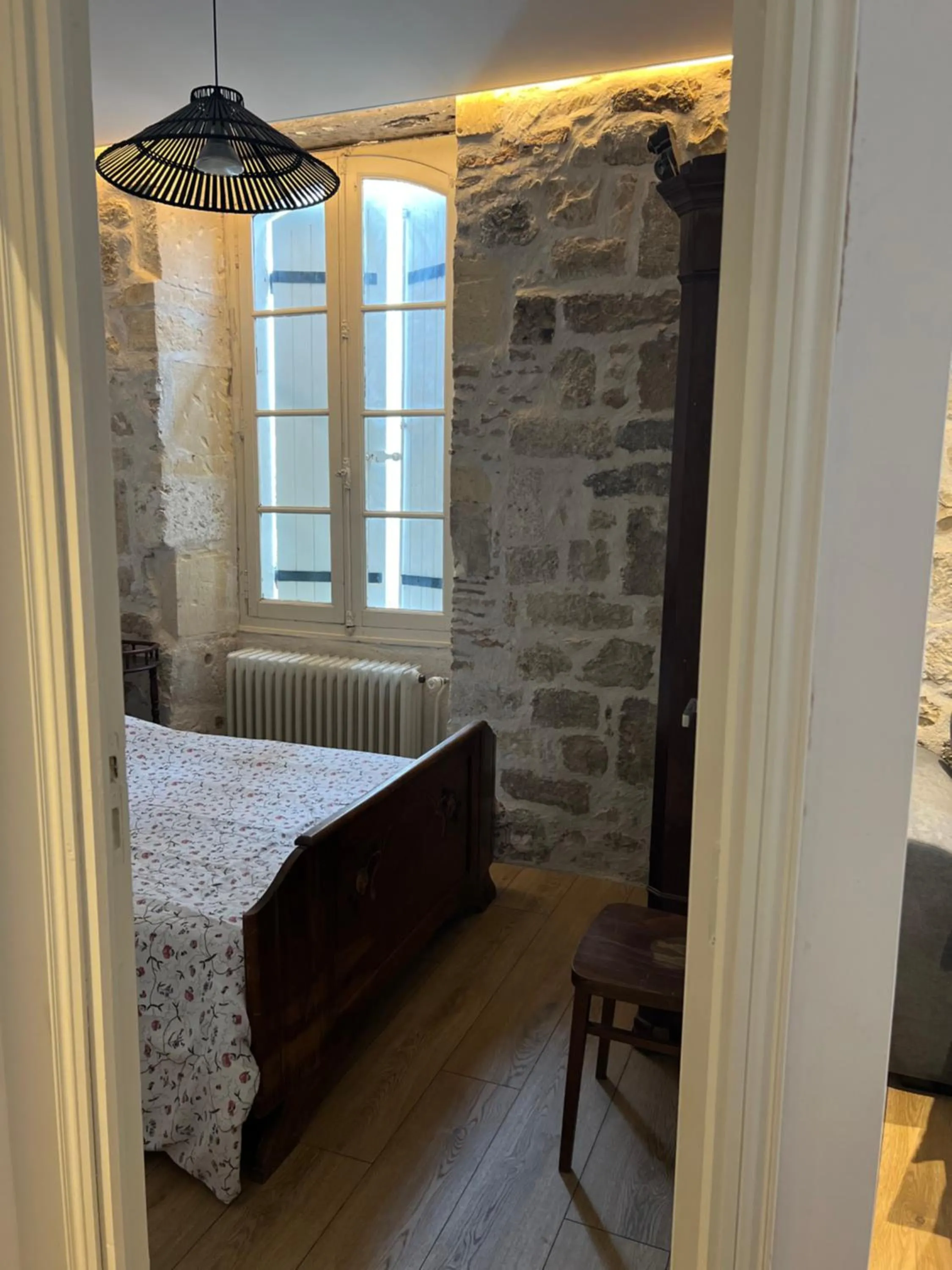 Property building, Bed in Le Beffroi