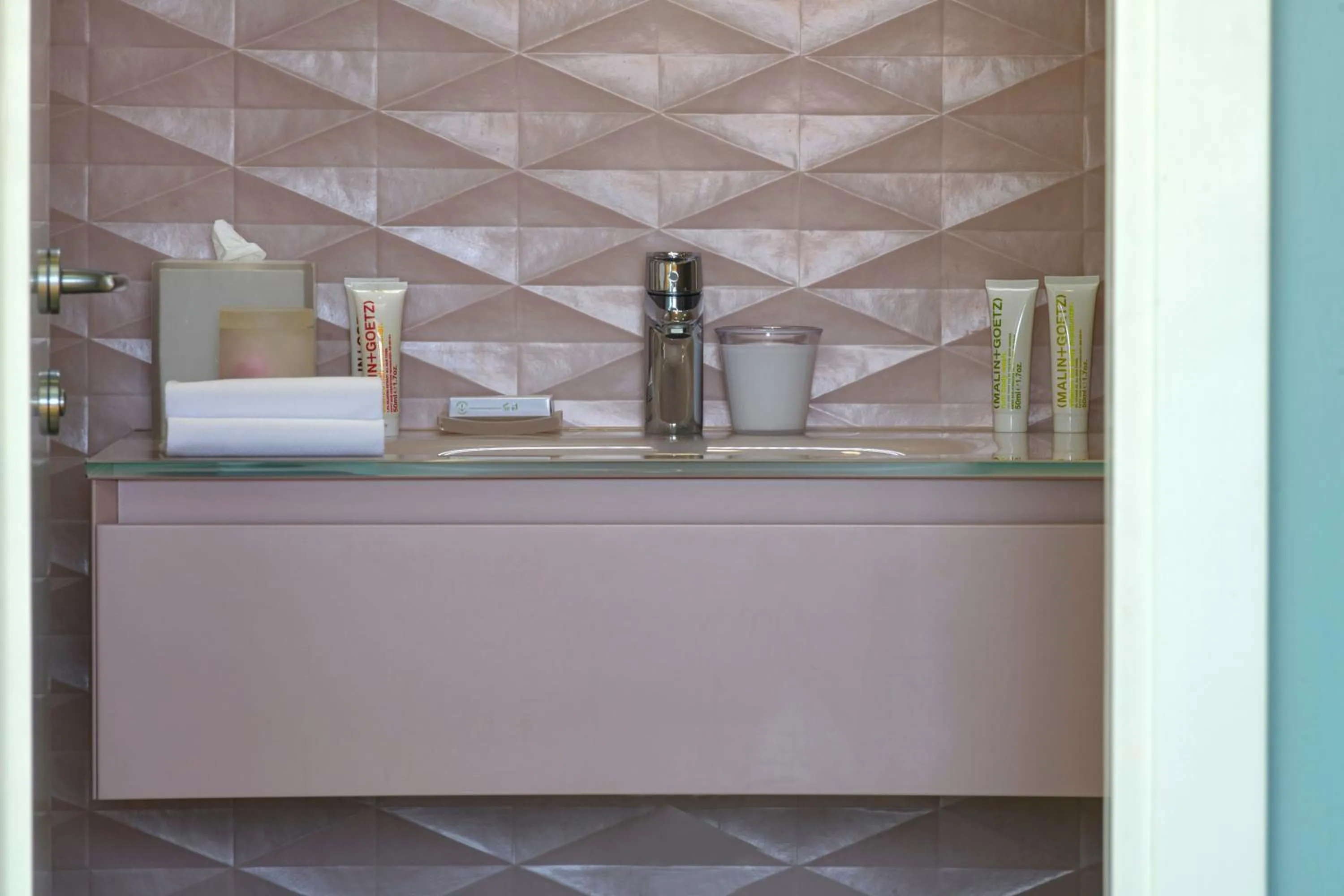 Bathroom in Grand Hotel Portovenere