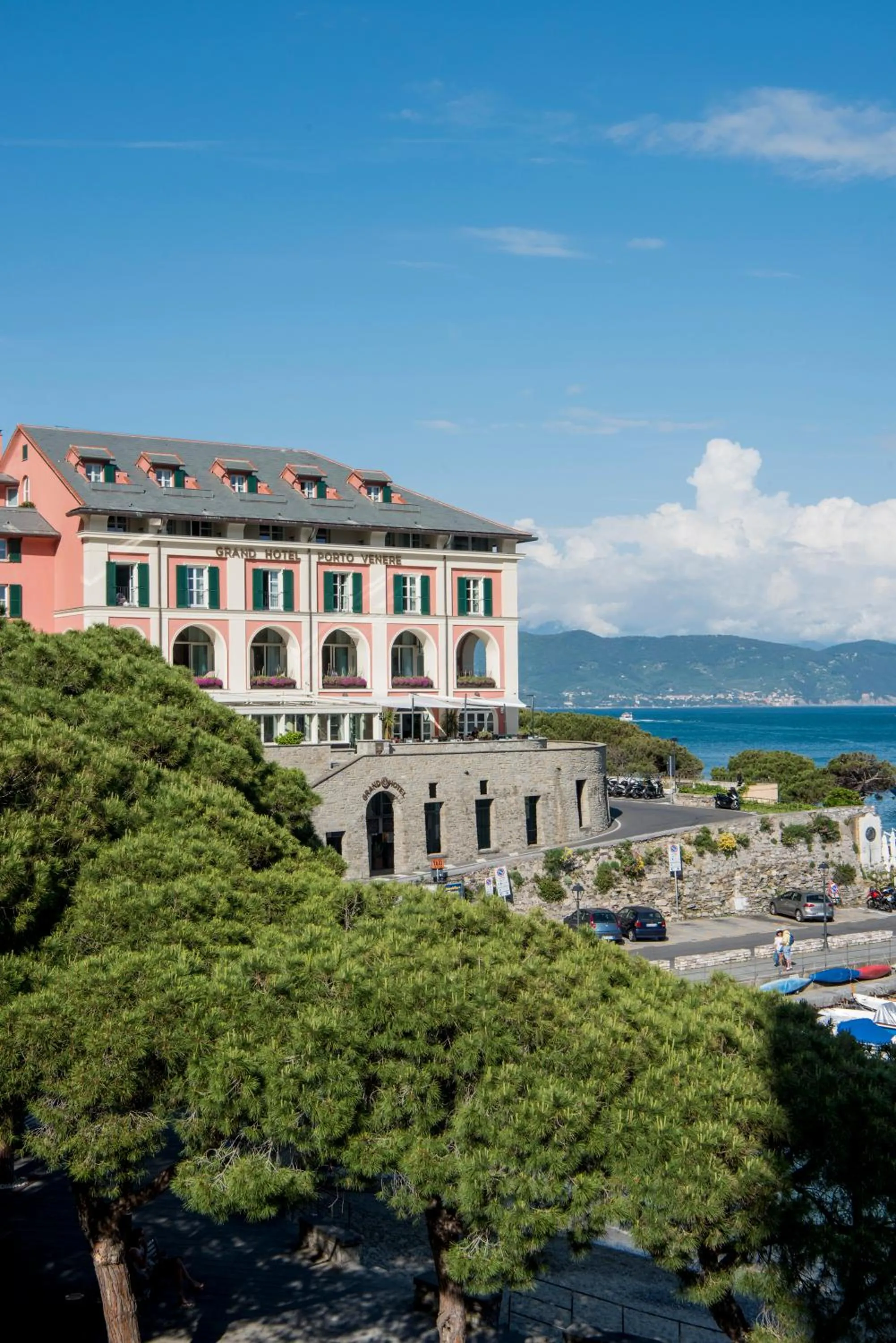 Facade/entrance in Grand Hotel Portovenere