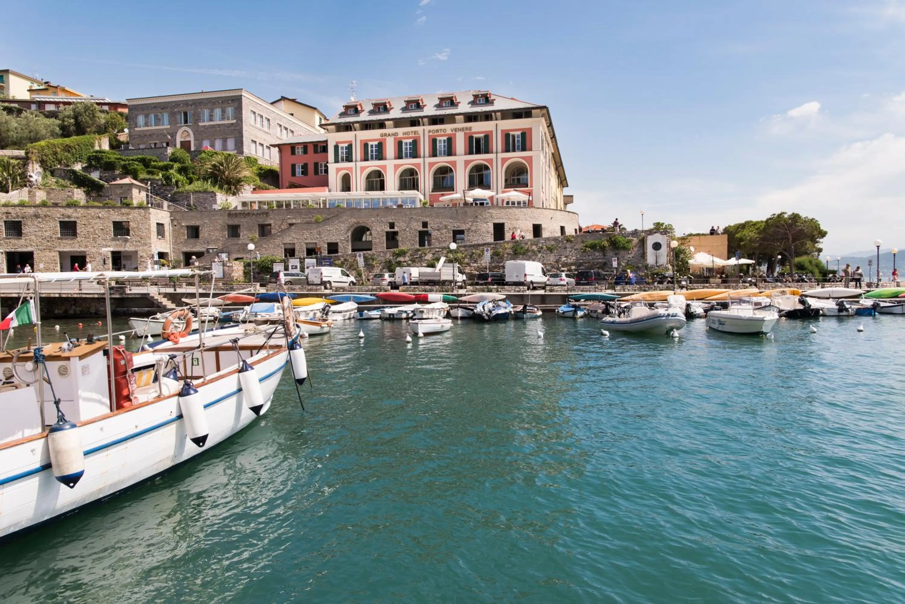 Facade/entrance in Grand Hotel Portovenere