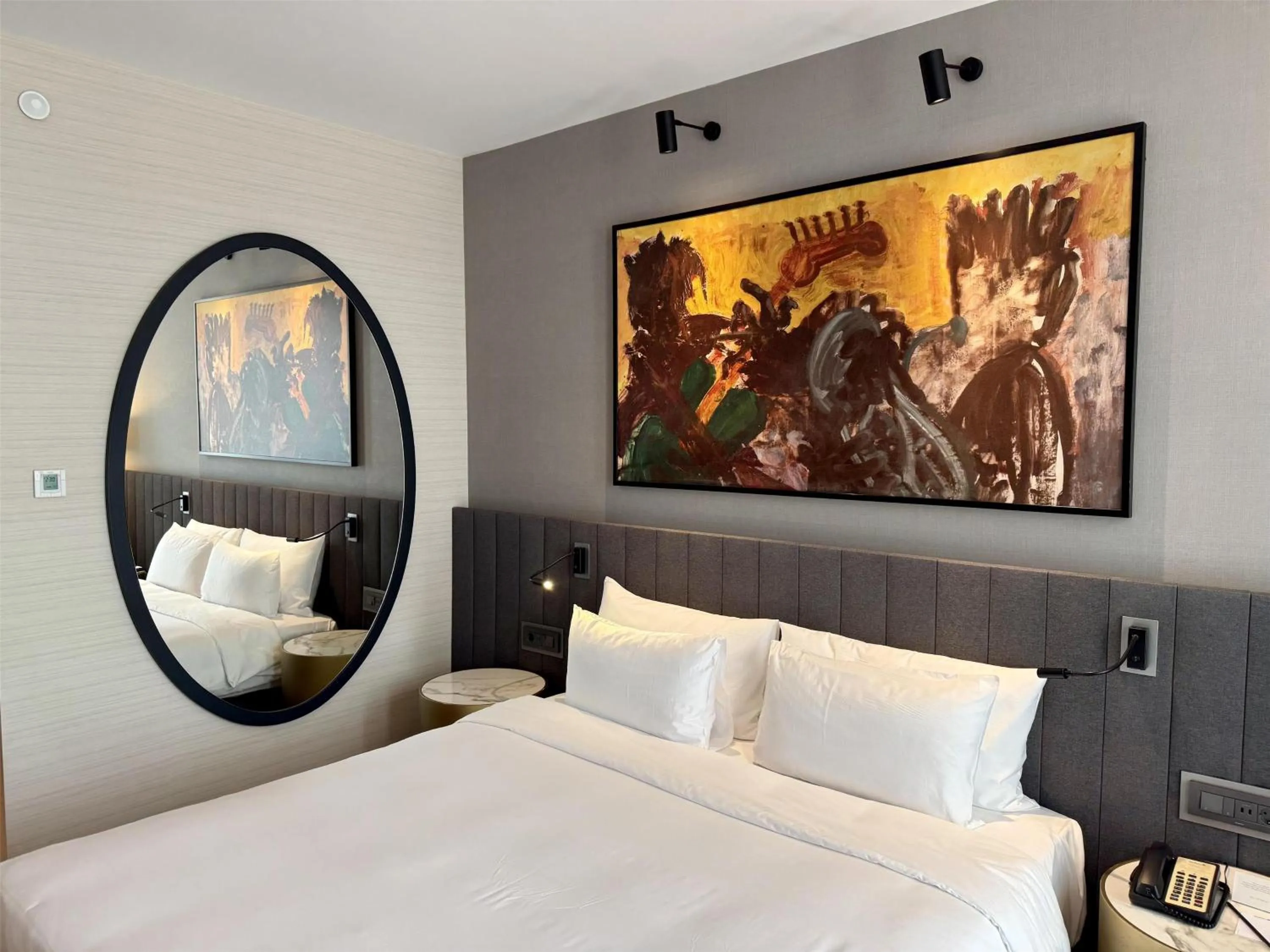 Bedroom, Bed in Radisson Blu Hotel & Conference Center, Niamey