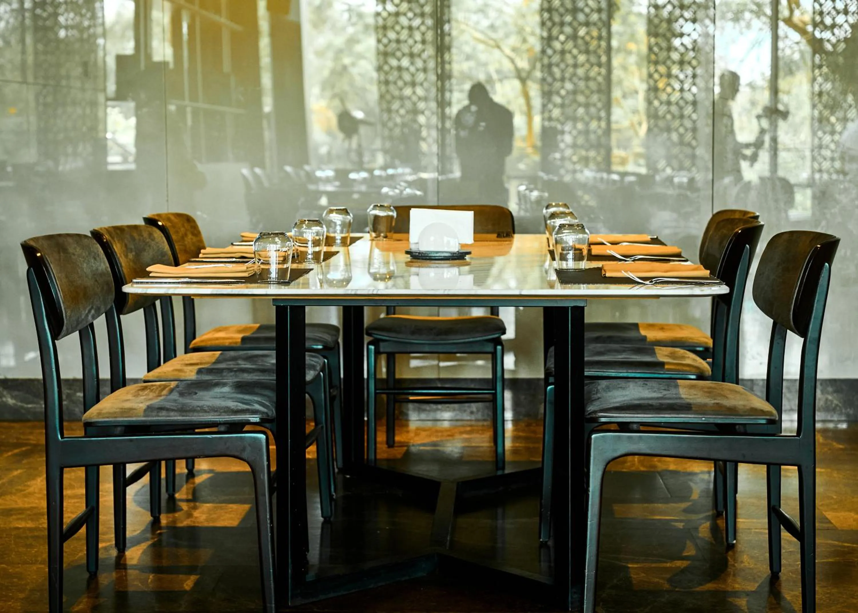 Restaurant/places to eat in Radisson Blu Hotel & Conference Center, Niamey