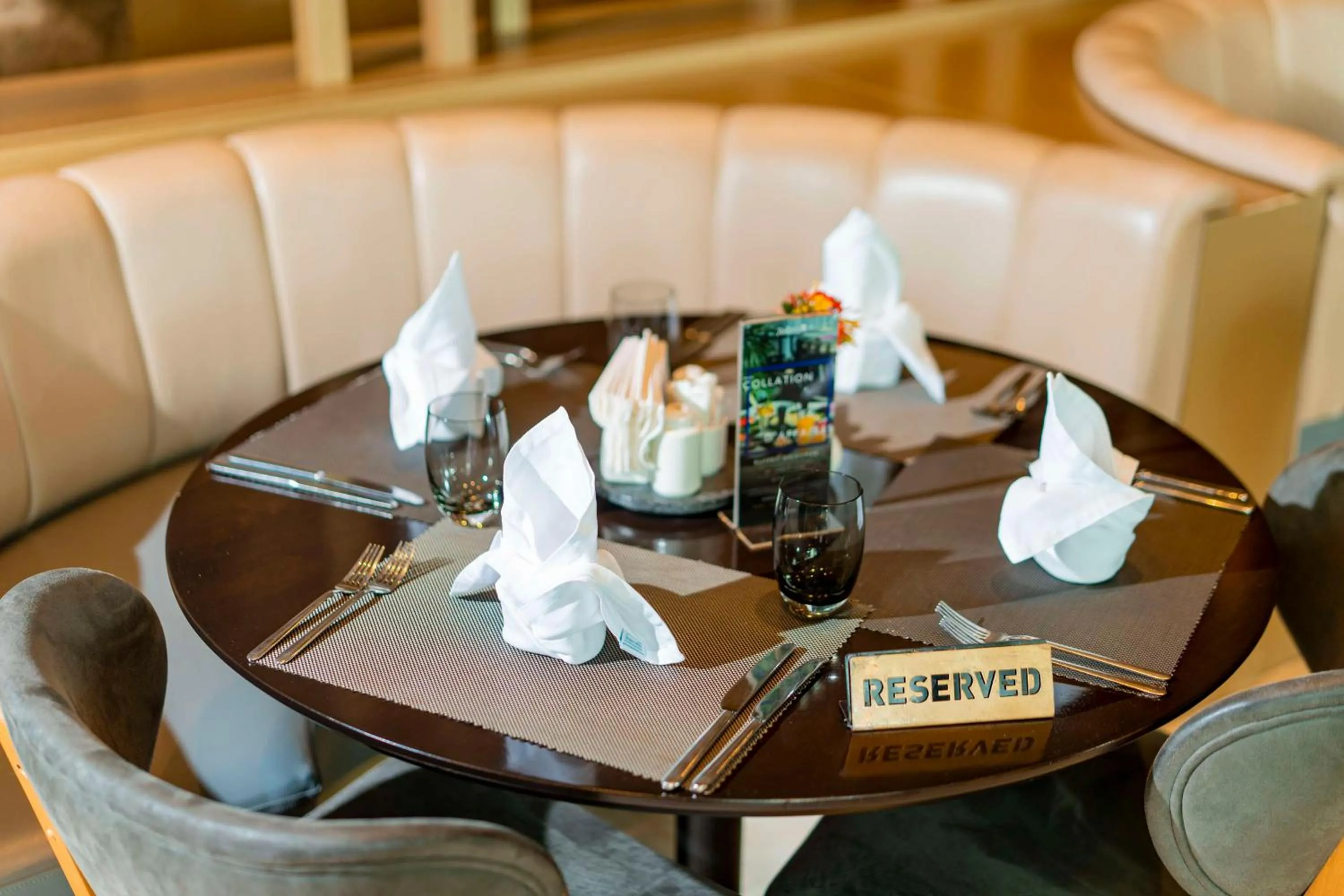 Restaurant/places to eat in Radisson Blu Hotel & Conference Center, Niamey