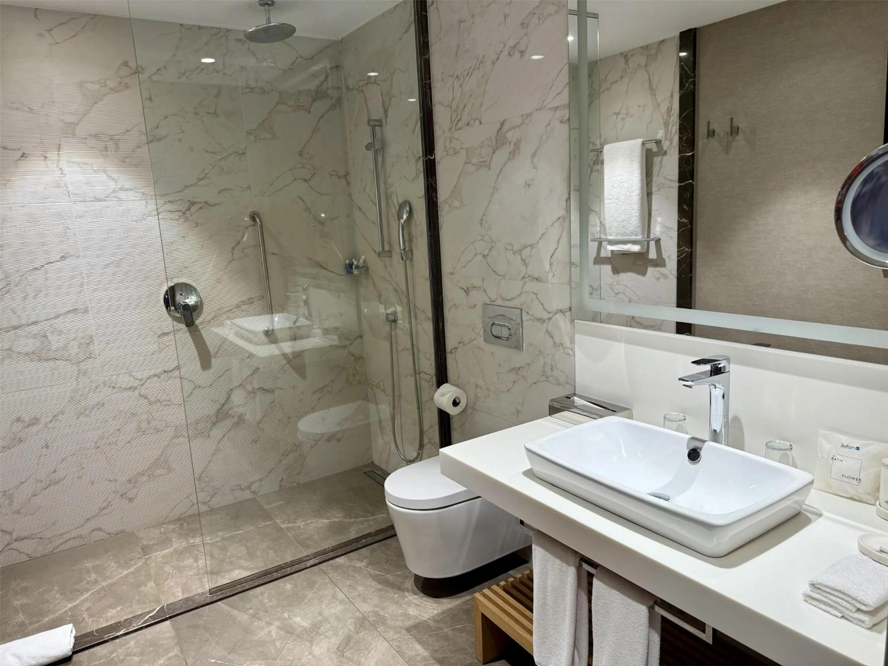 Bathroom in Radisson Blu Hotel & Conference Center, Niamey